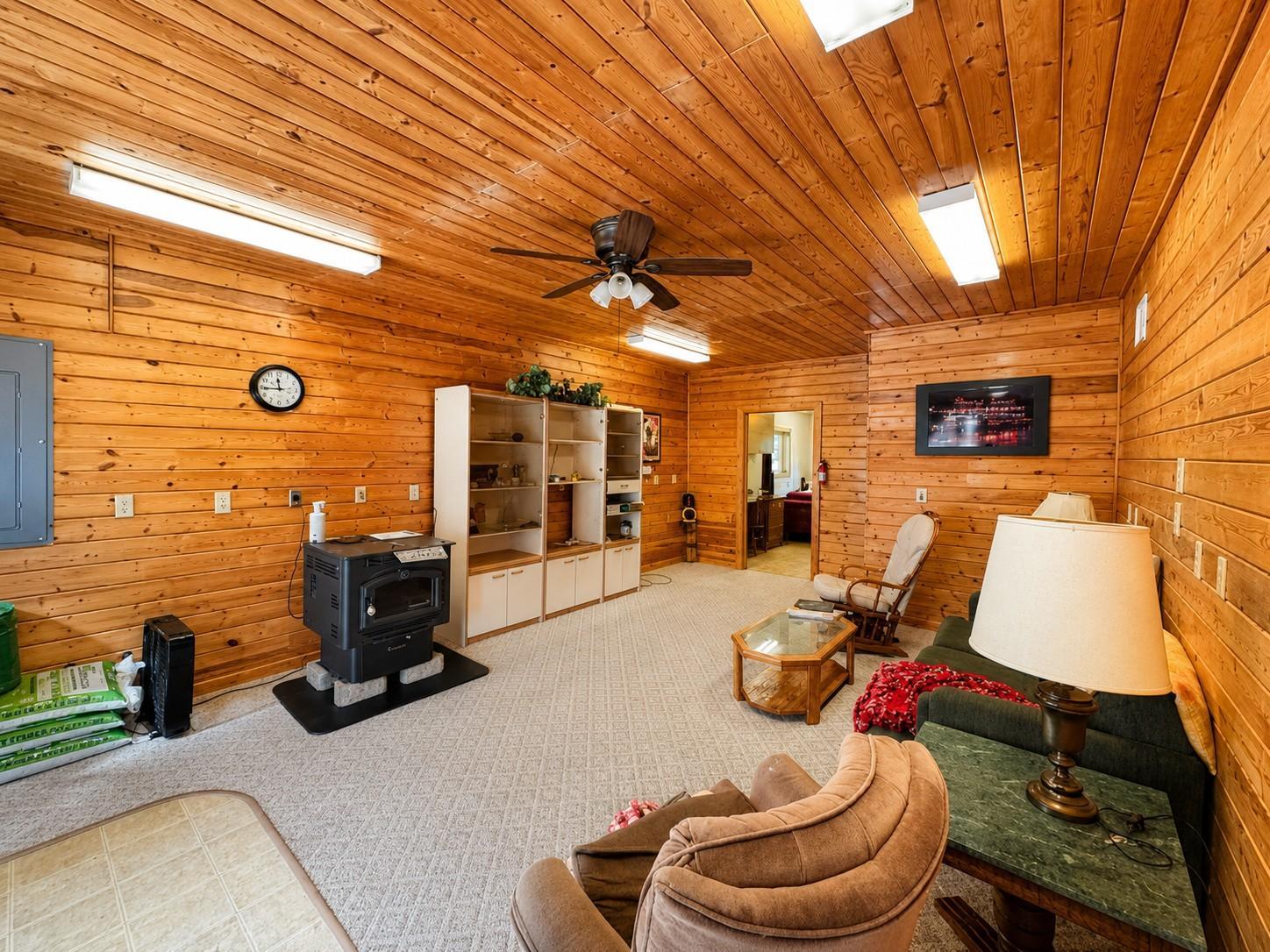 44526 County 3 Property Photo 5