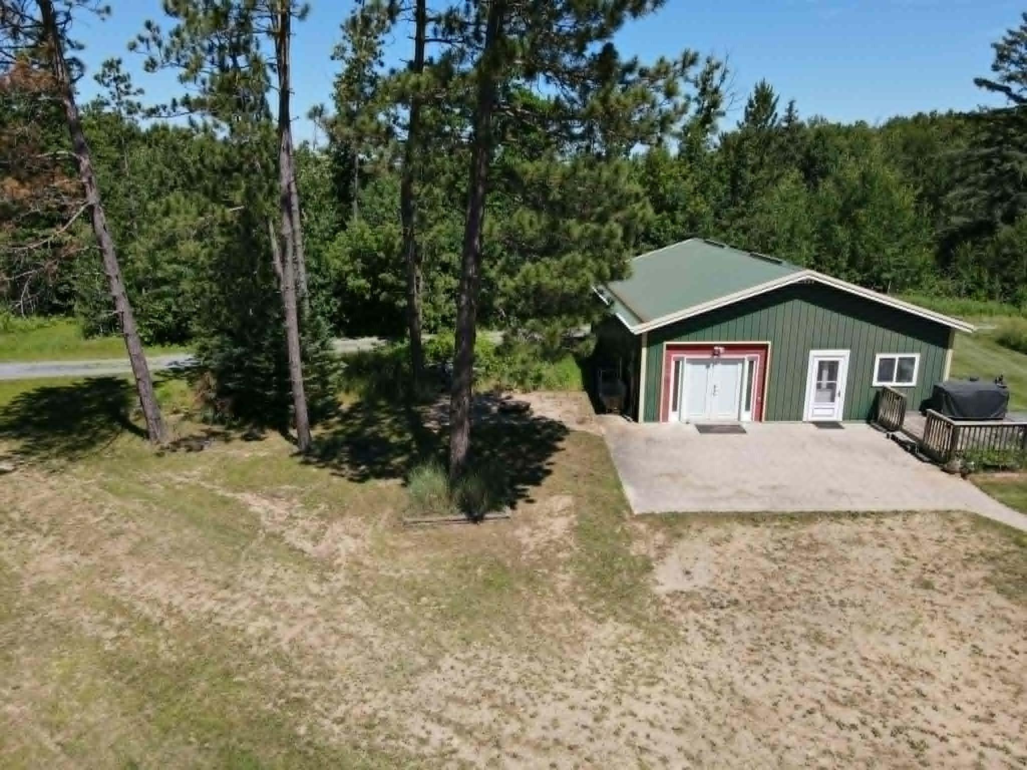 44526 County 3 Property Photo 14