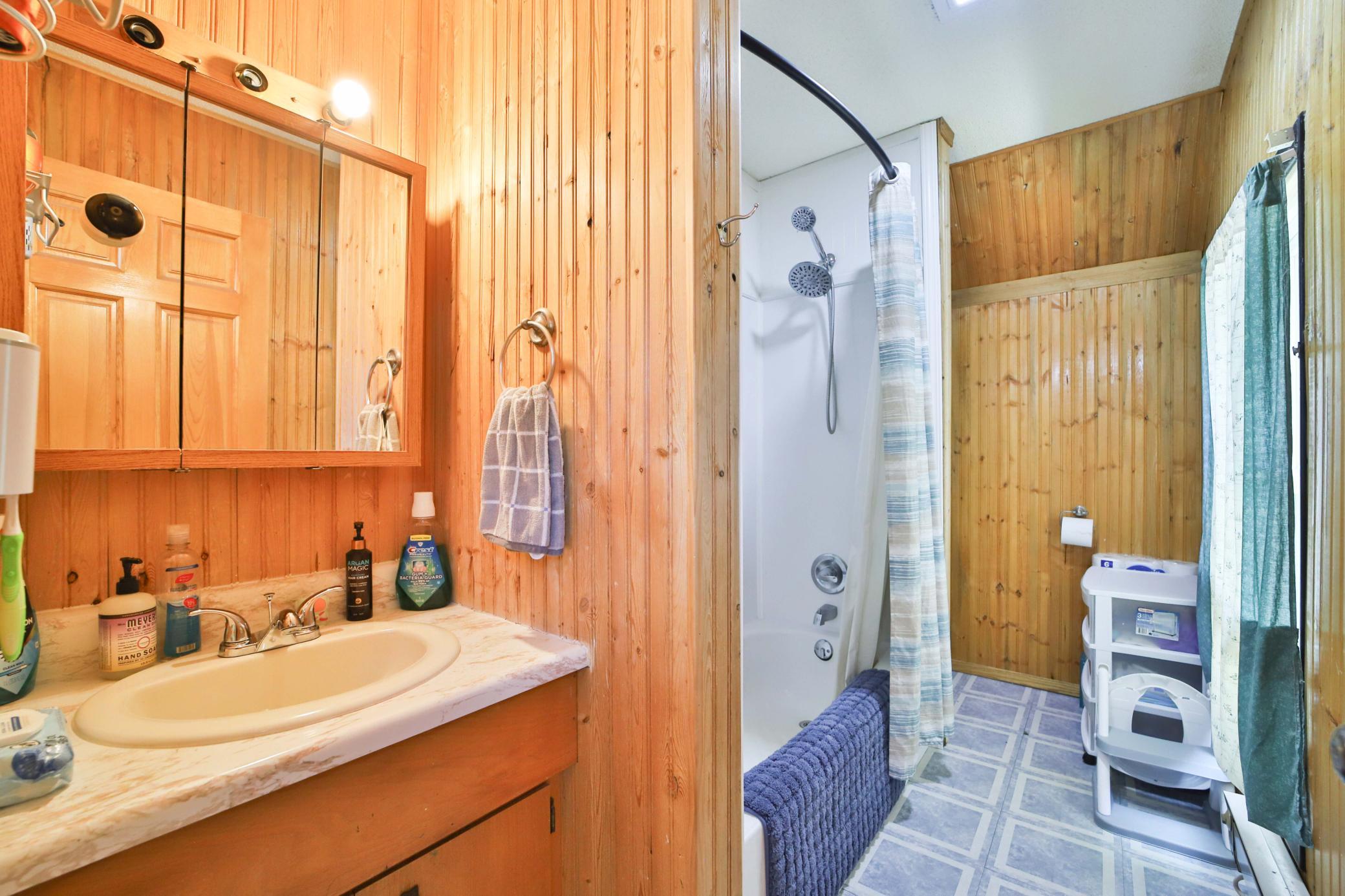 403 8th Street Ne Property Photo 15