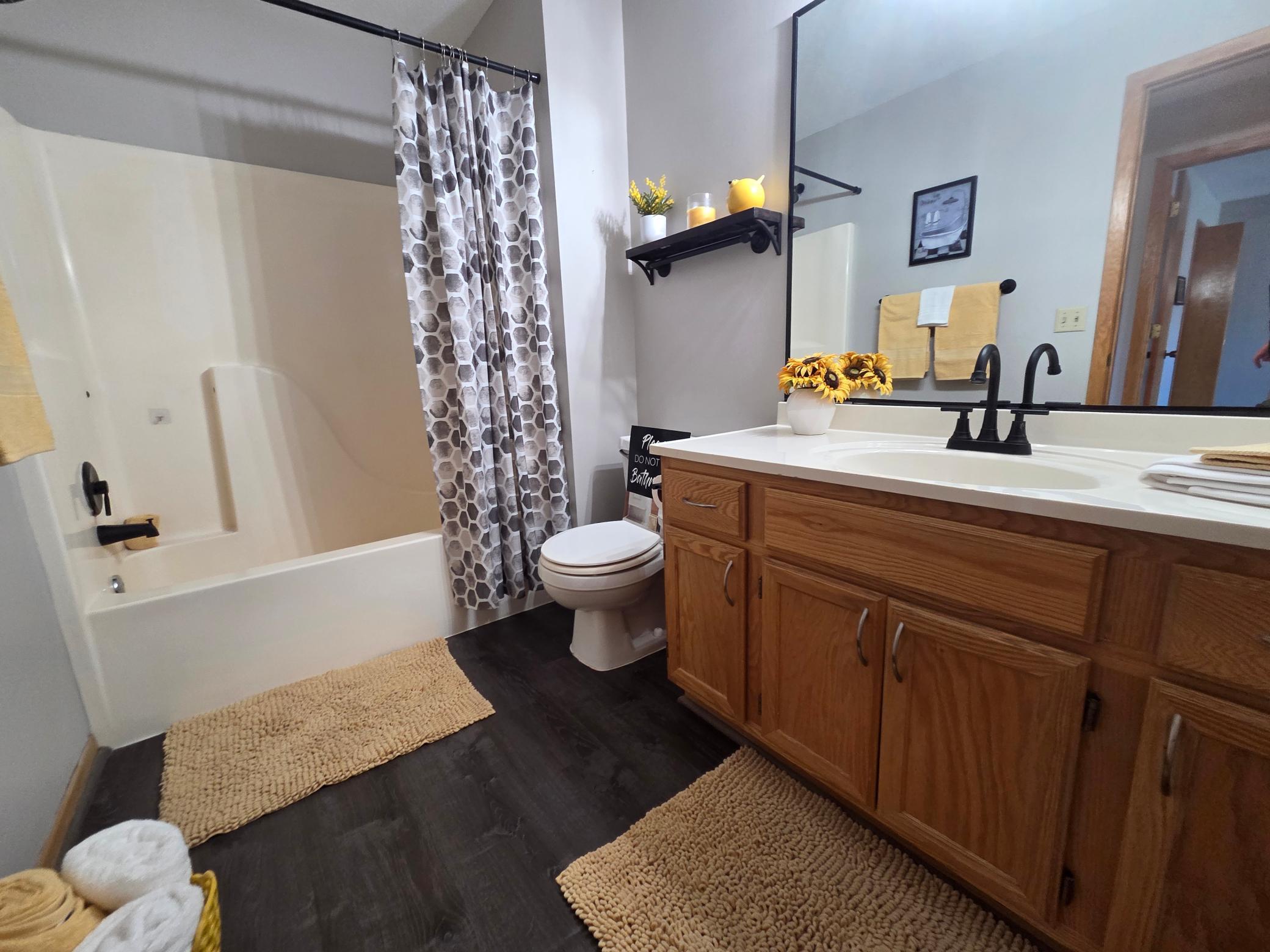 13151 Meadowood Way Nw #136 Property Photo 6