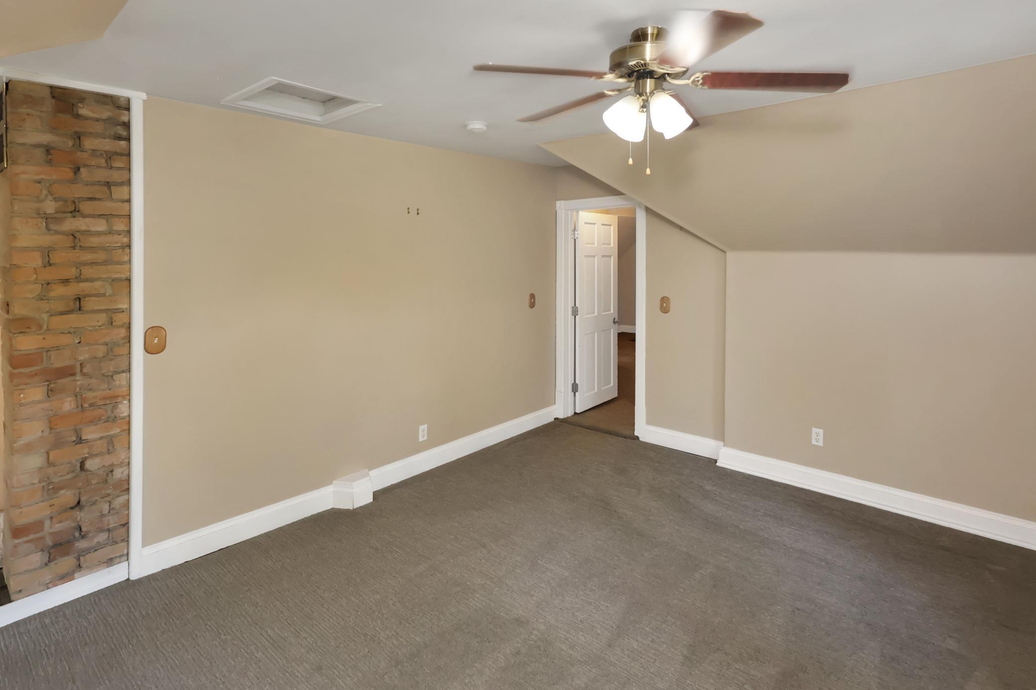 623 7th Street Se Property Photo 23