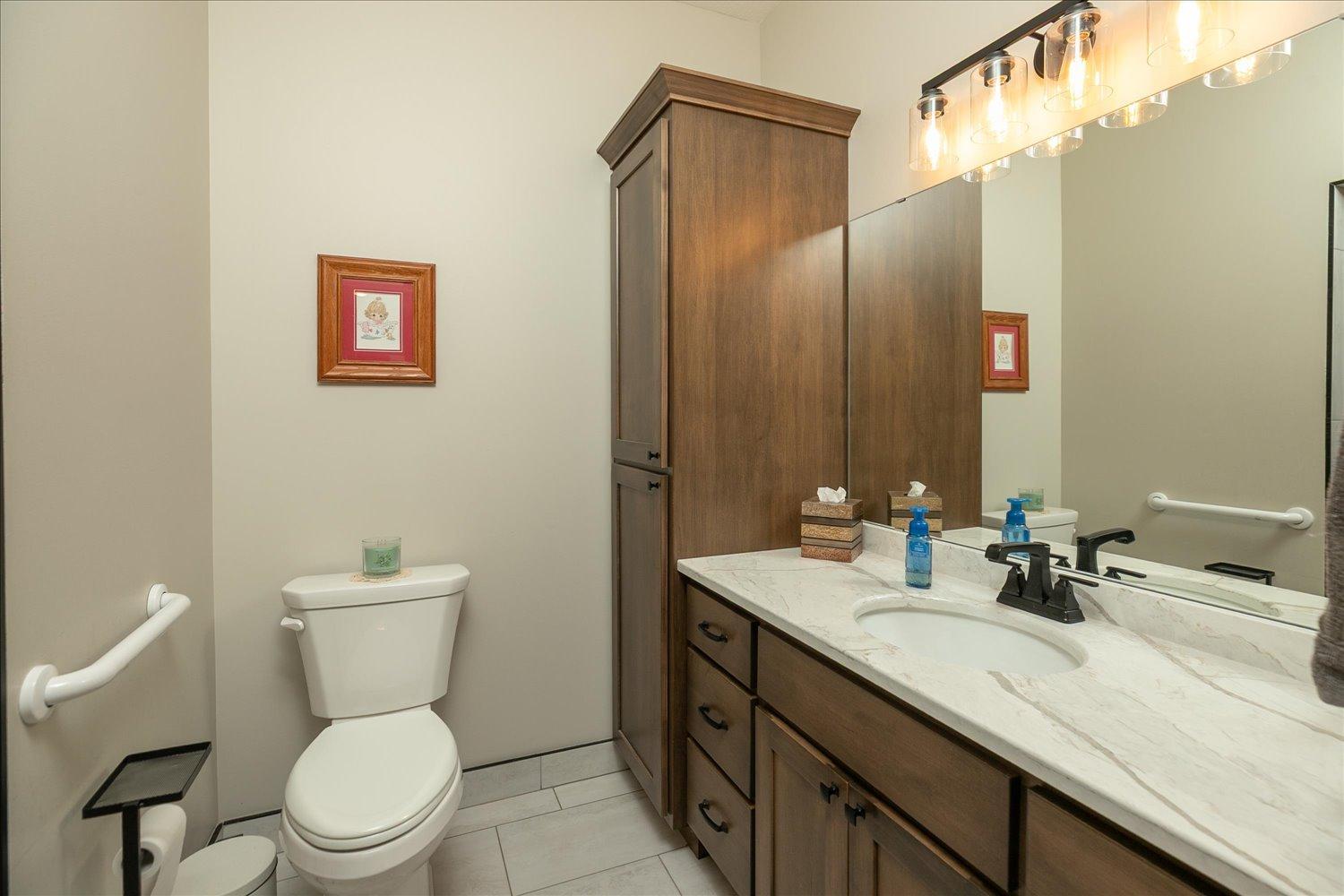162 Sandstone Drive Nw Property Photo 16