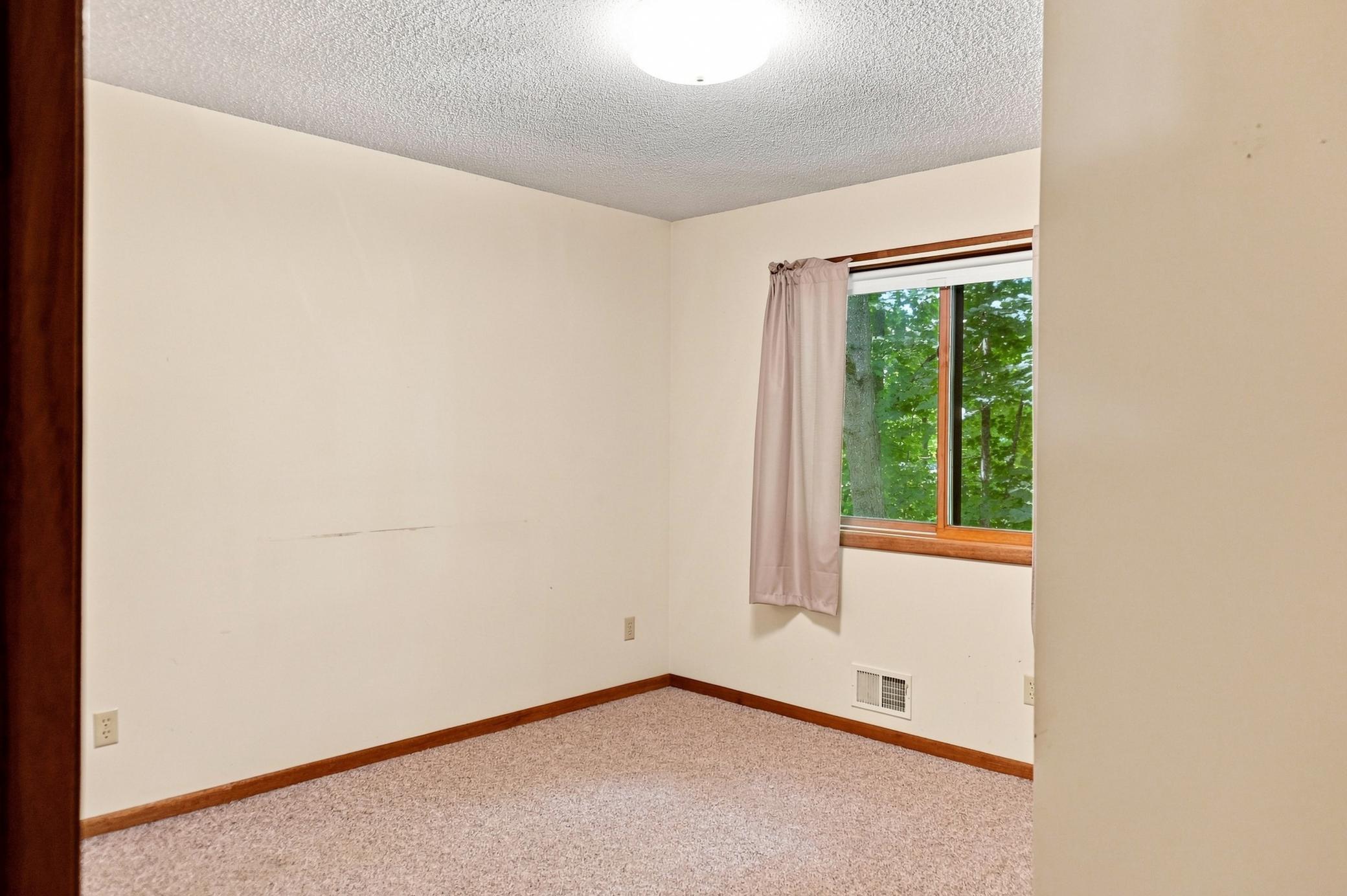 18563 329th Avenue Property Photo 16