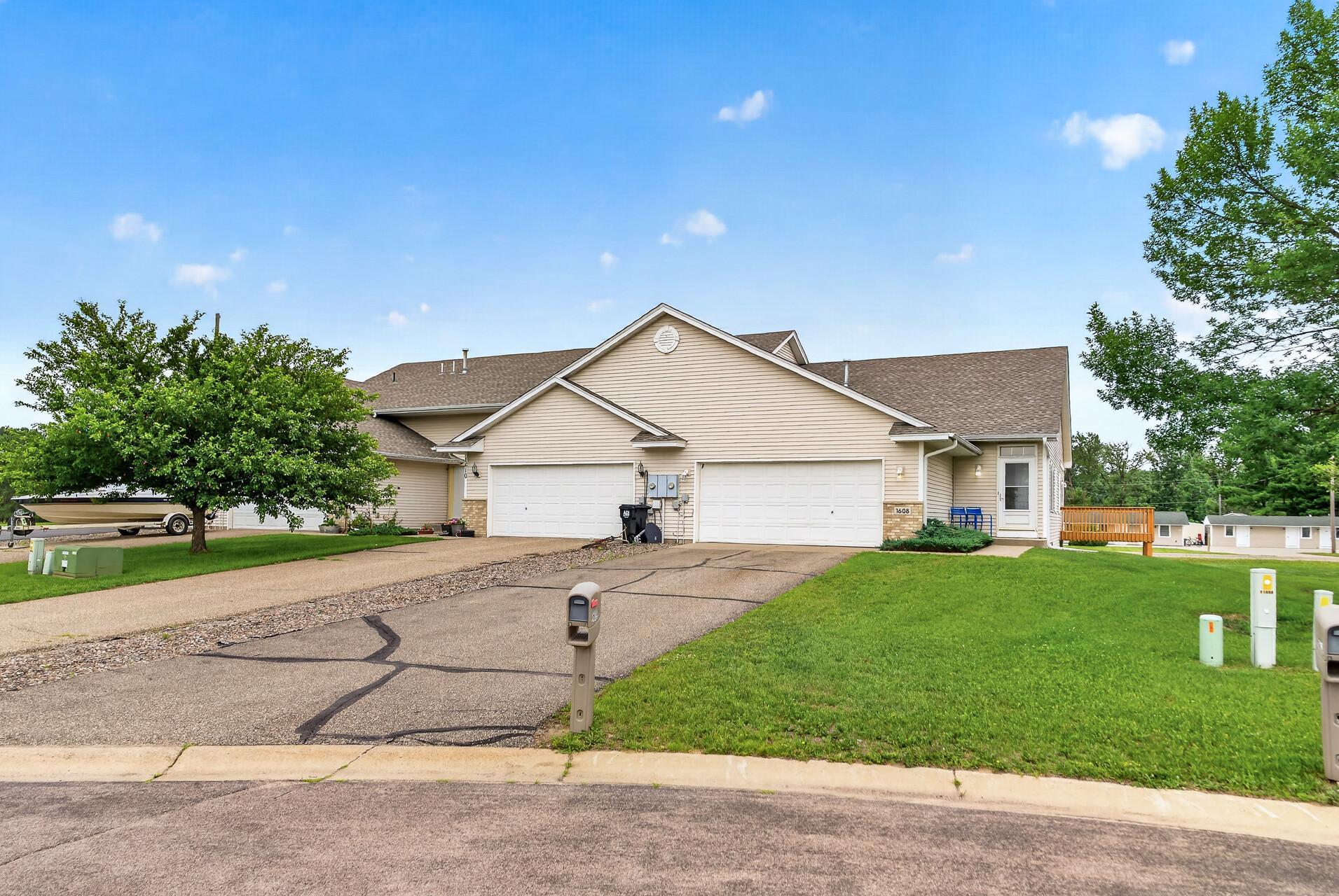 1608 15th Avenue N Property Photo 1