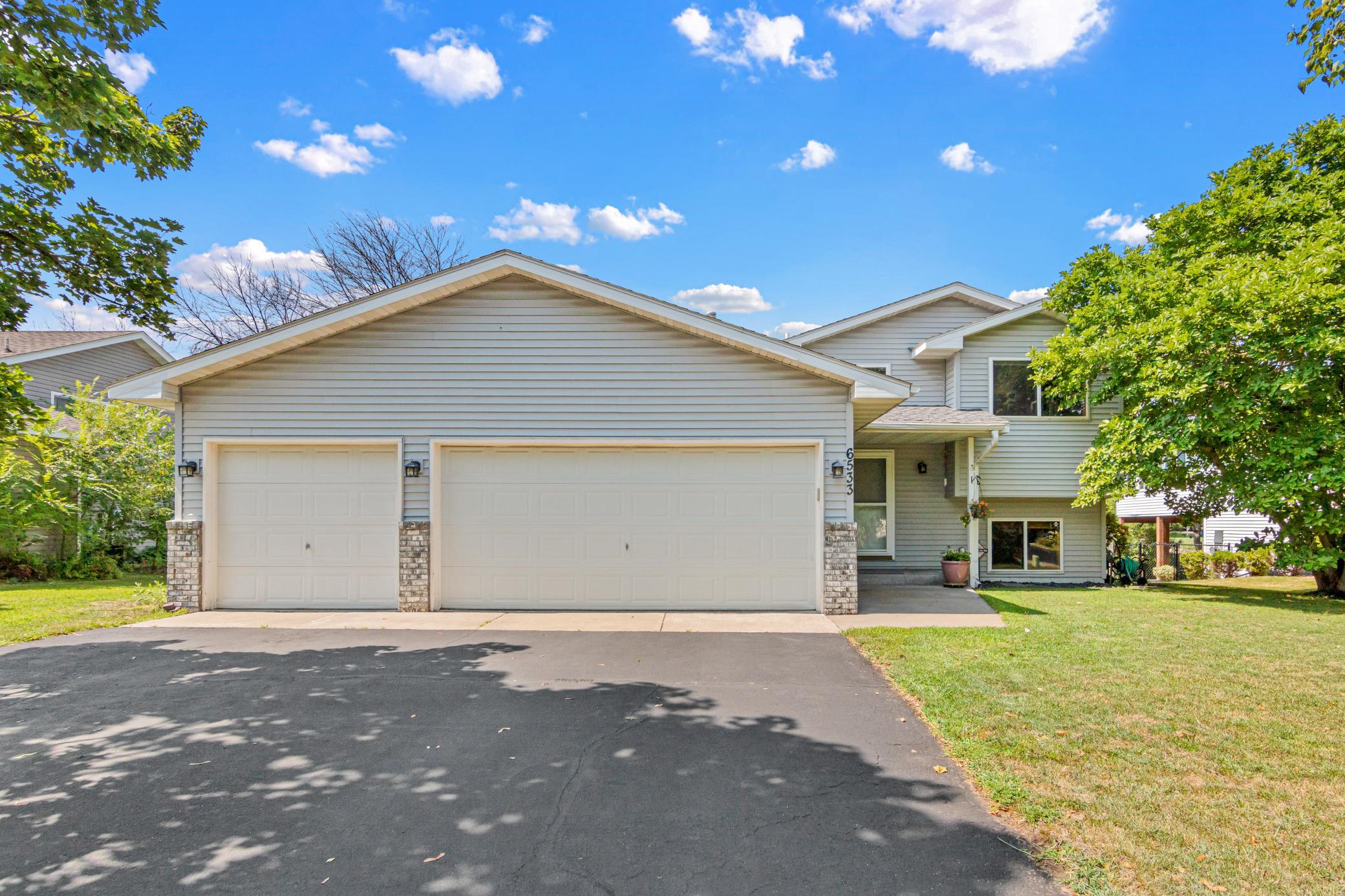 6533 Neddersen Circle Property Photo 1