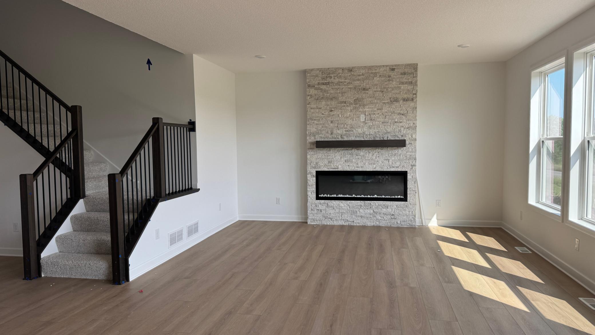 1084 Adamstown Drive Property Photo 4