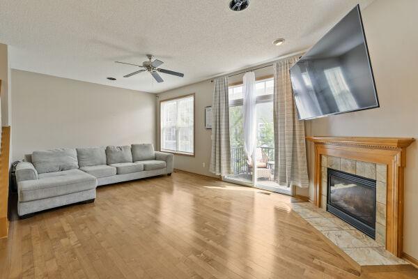 5213 Scott Trail Property Photo 4