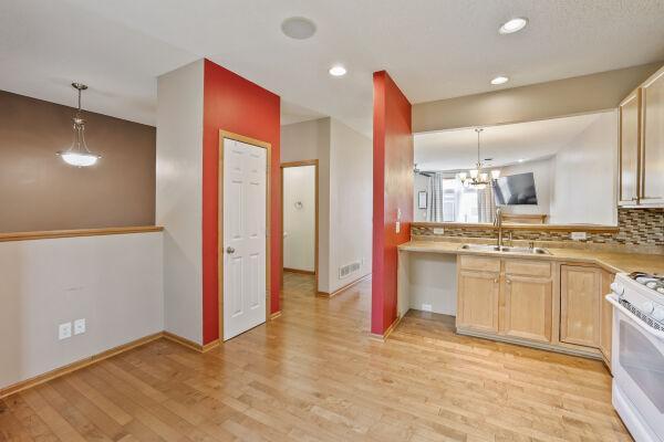 5213 Scott Trail Property Photo 8