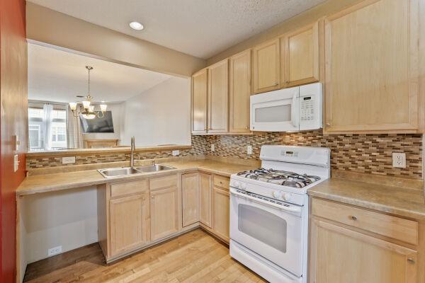 5213 Scott Trail Property Photo 9