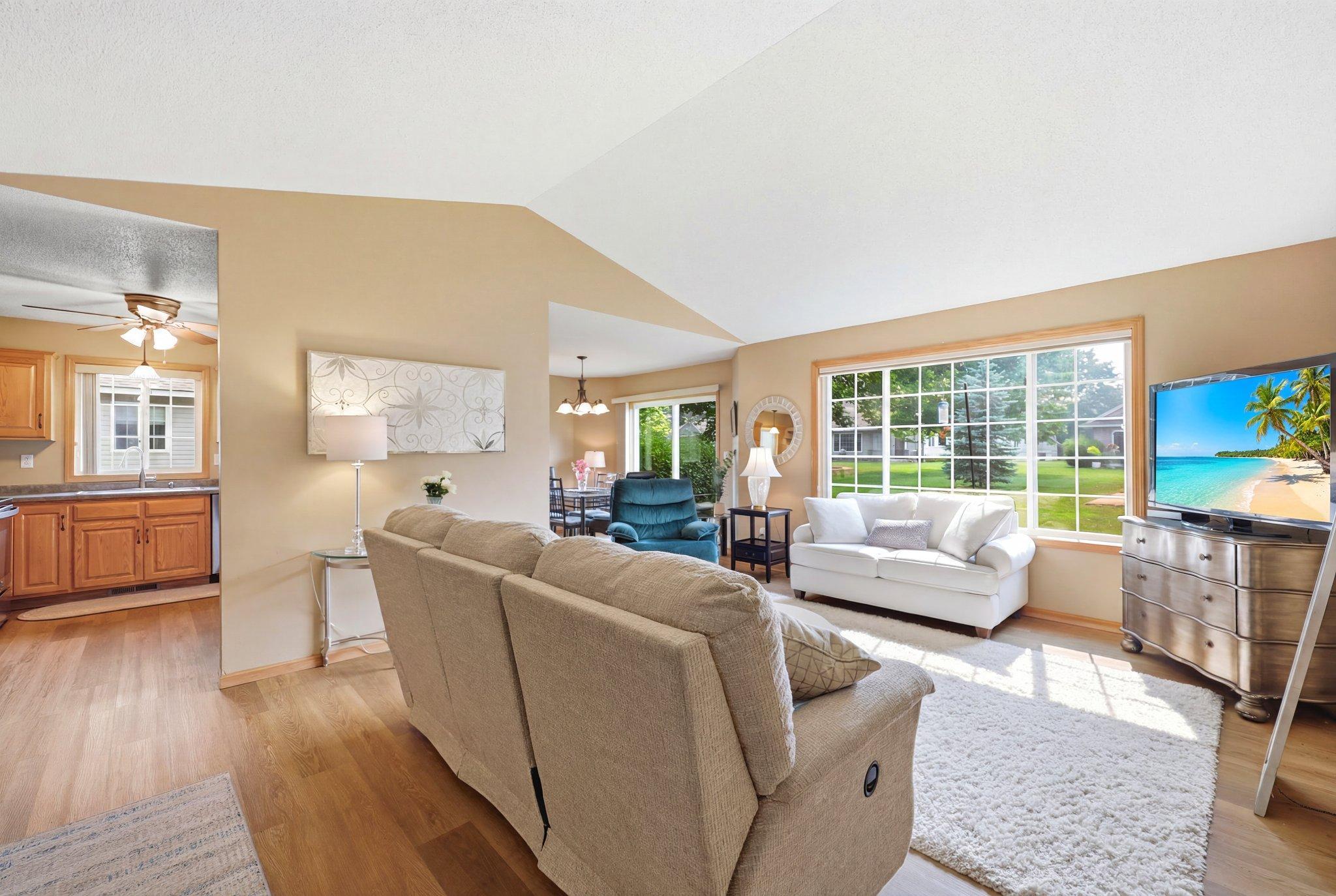 1235 35th Avenue N Property Photo 1