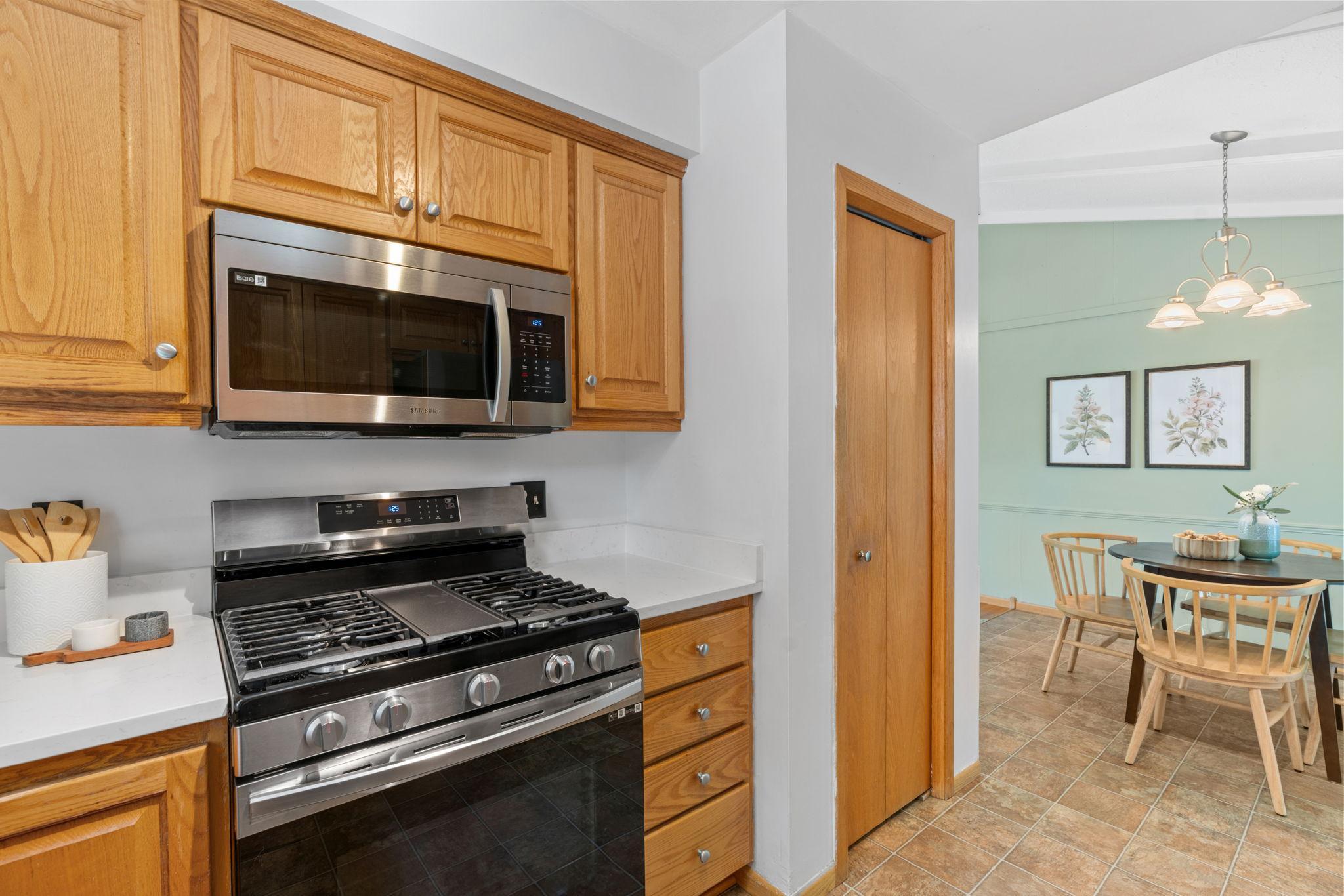 411 Van Buren Avenue S Property Photo 20