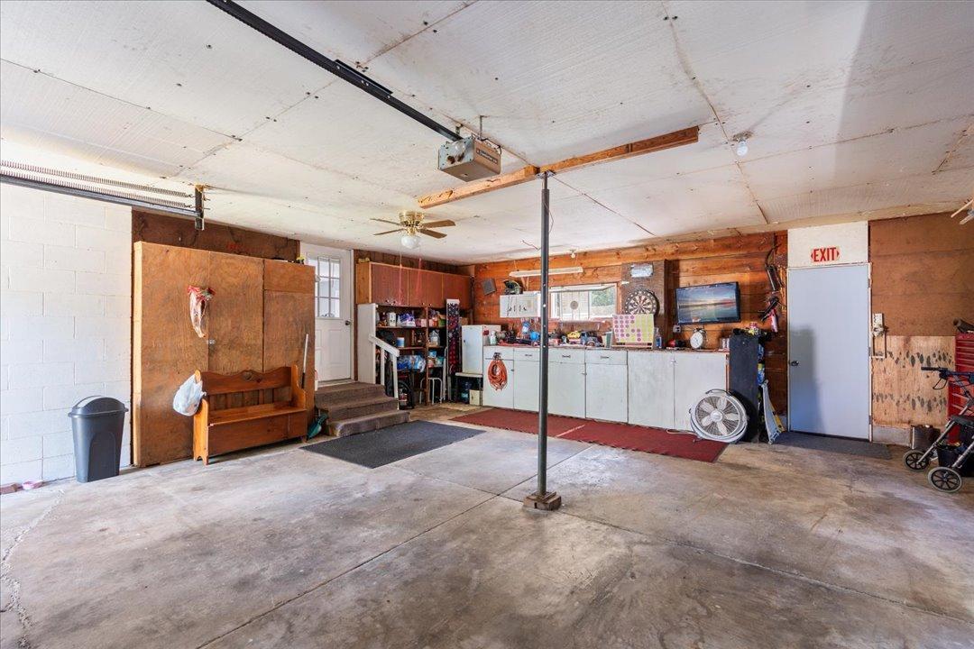 400 York Street Property Photo 33