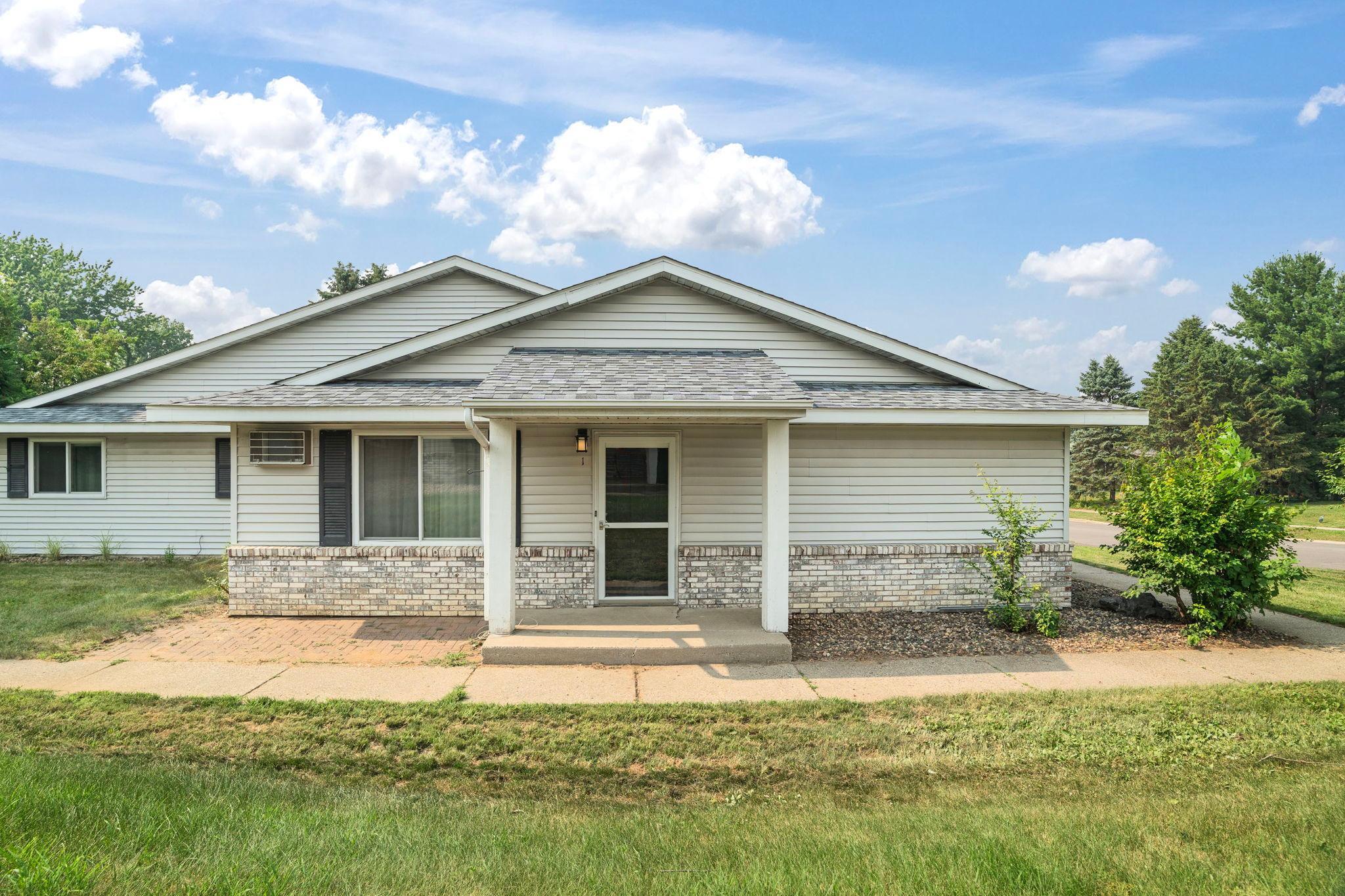 1105 Bartosh Lane 1 Property Photo 2