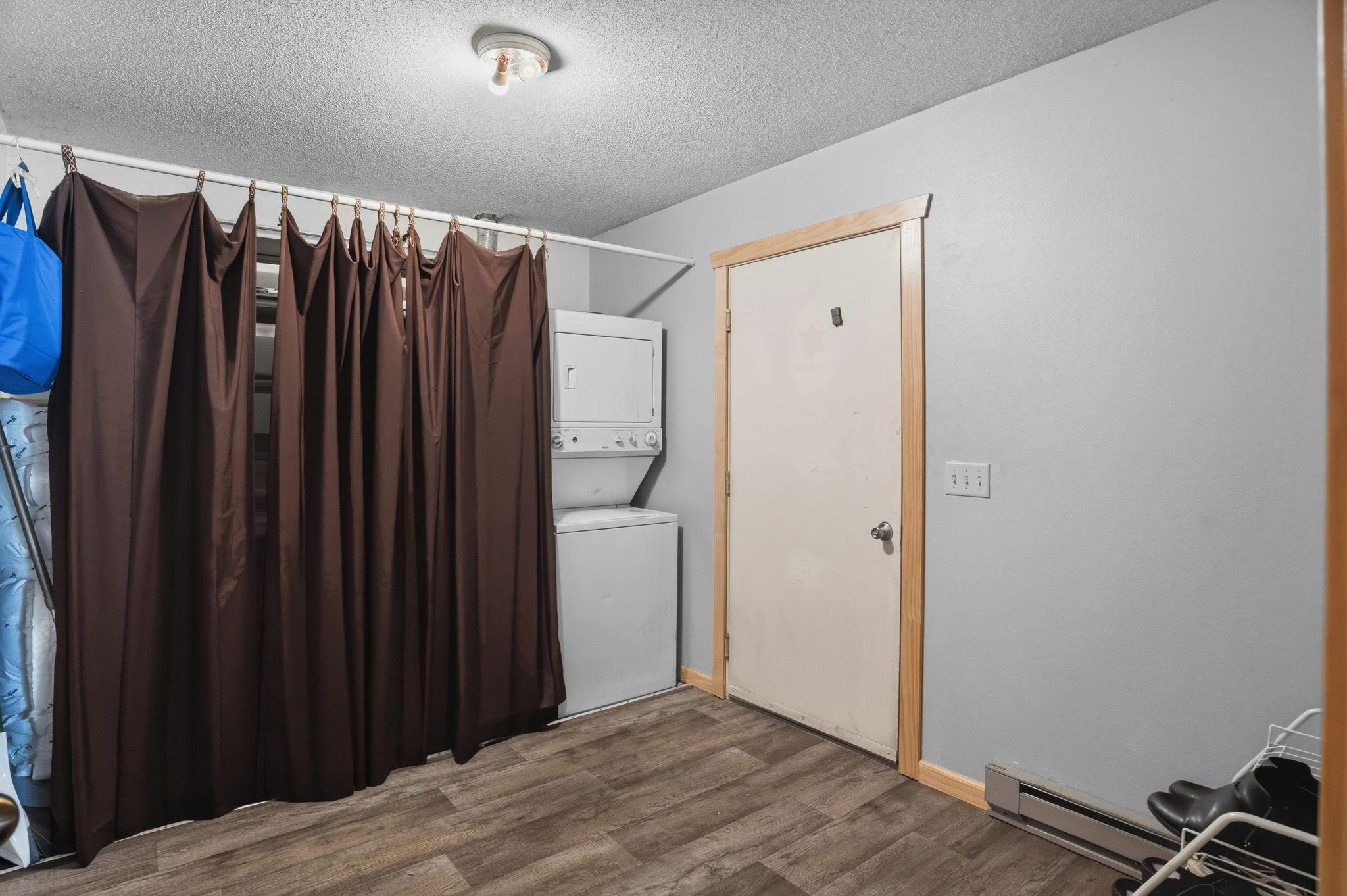 1105 Bartosh Lane 1 Property Photo 22