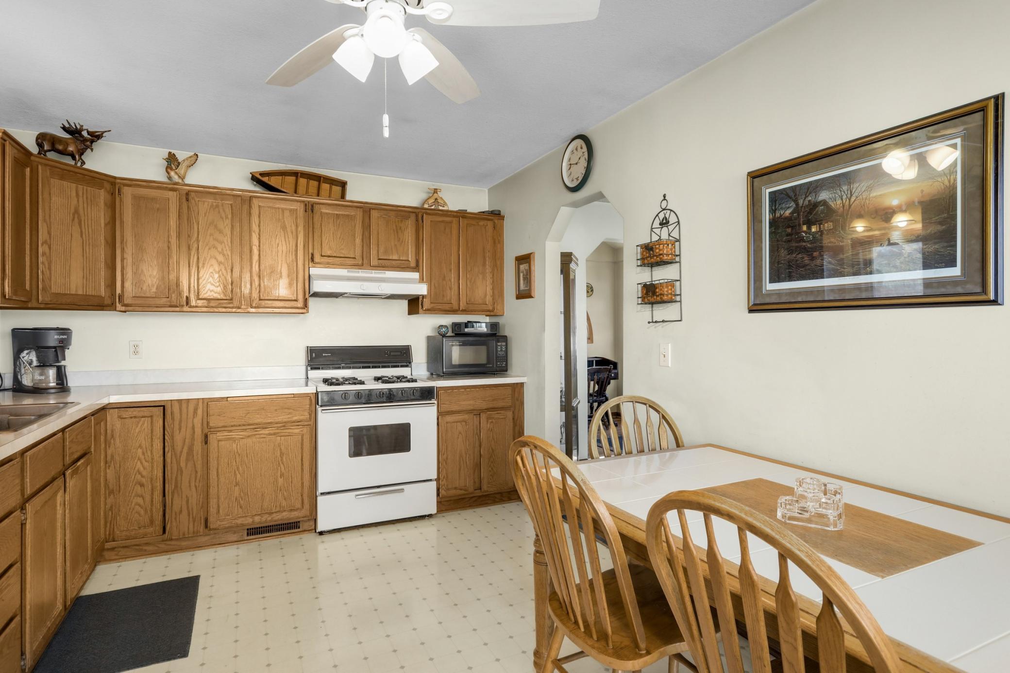 6240 Red Oak Road Property Photo 10
