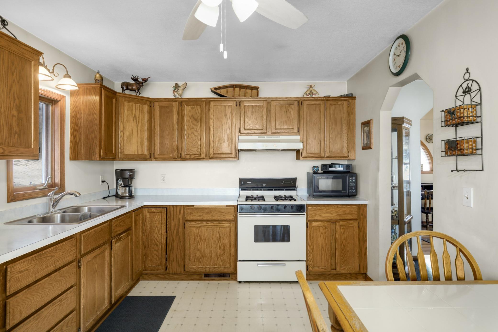 6240 Red Oak Road Property Photo 11