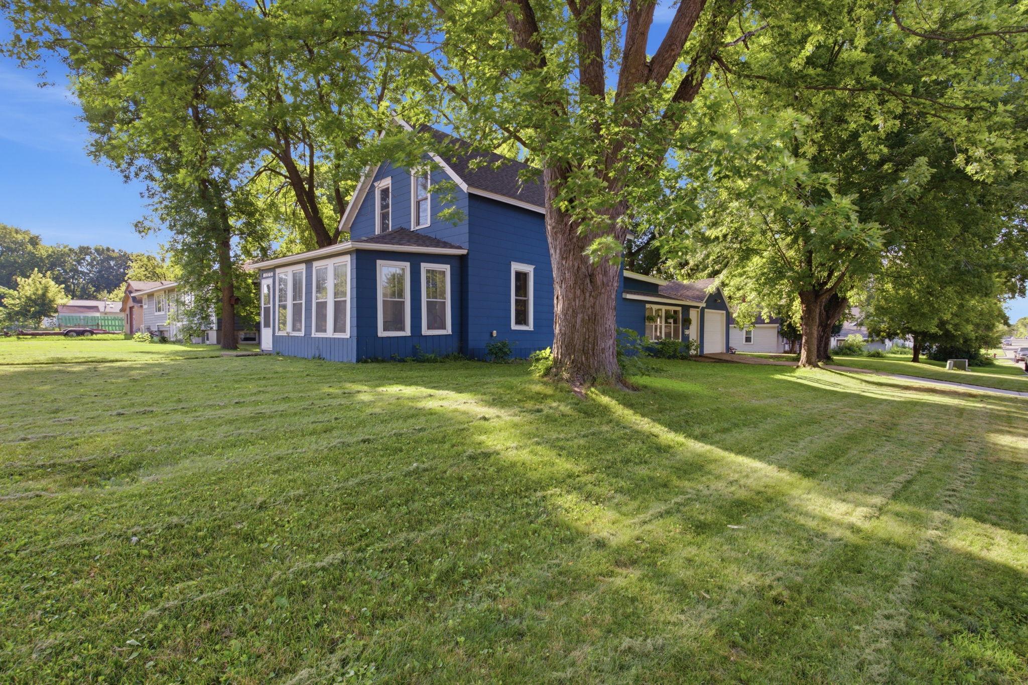 1223 Litchfield Avenue Sw Property Photo 1