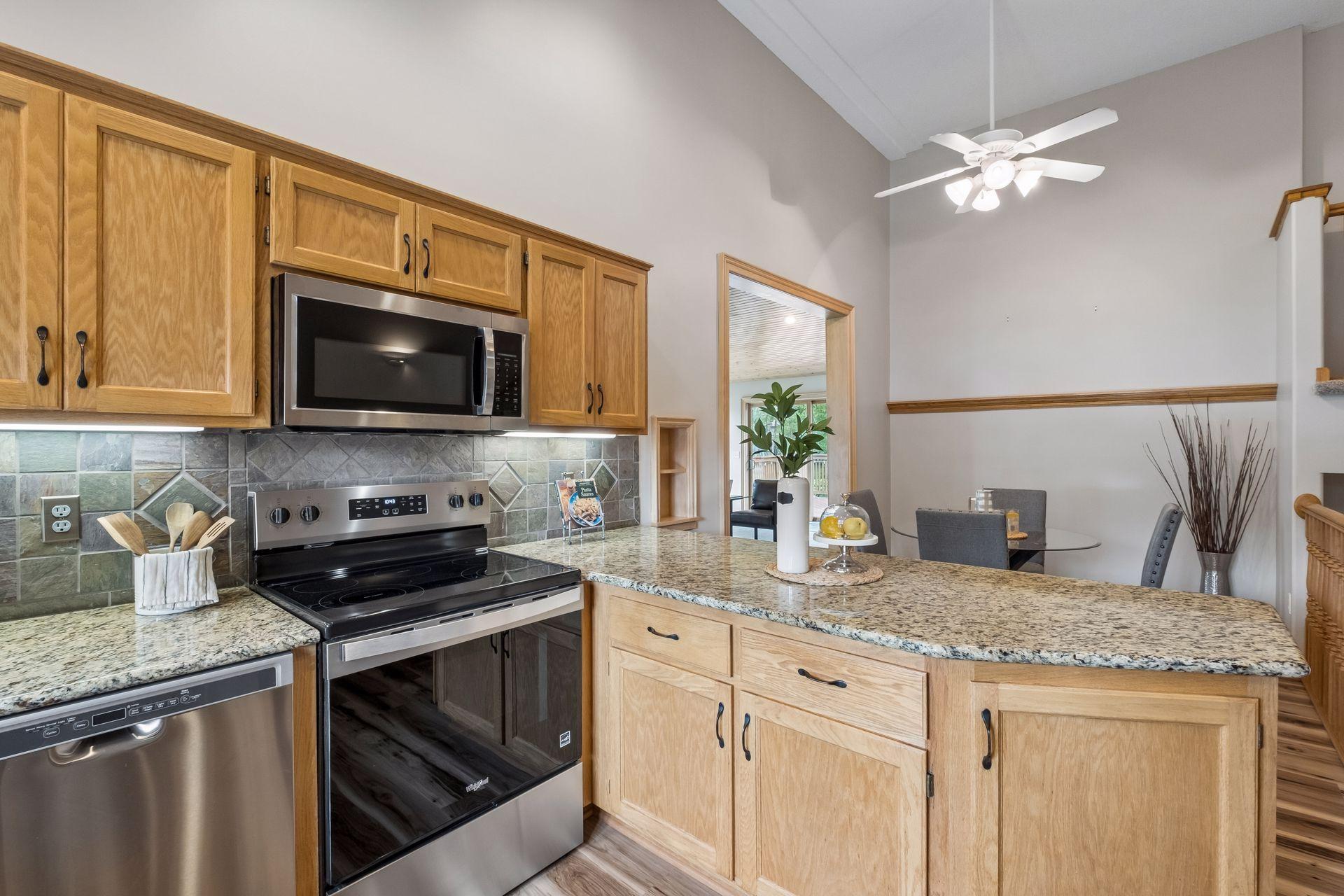 253 Teckla Court Property Photo 3