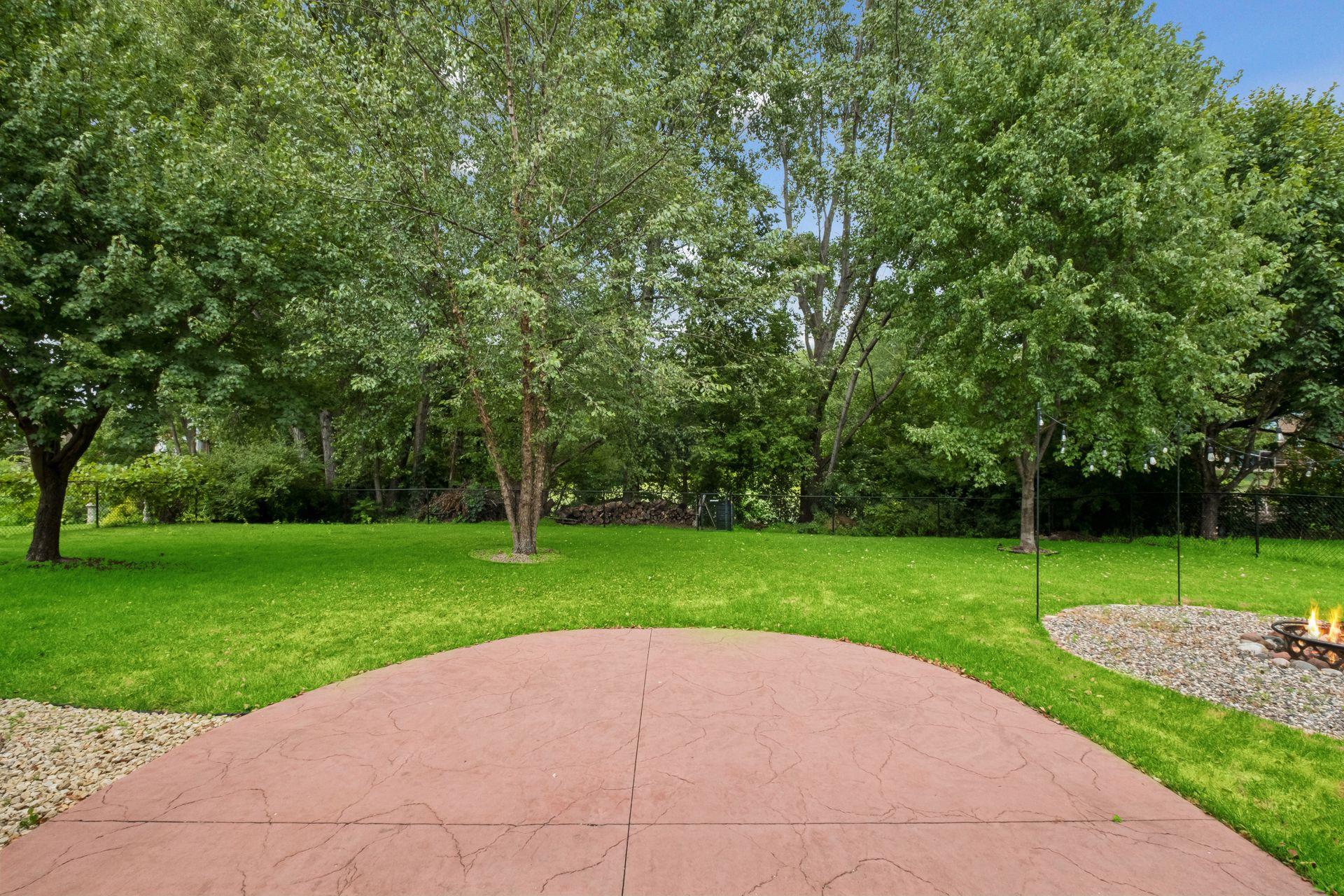 253 Teckla Court Property Photo 9