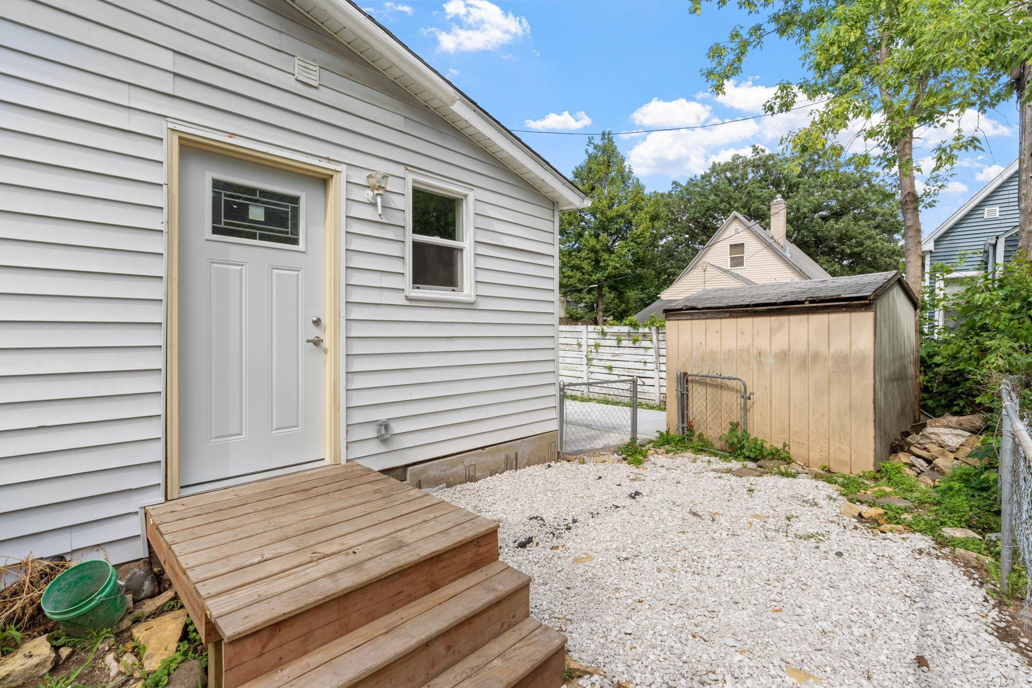 654 Winslow Avenue Property Photo 4