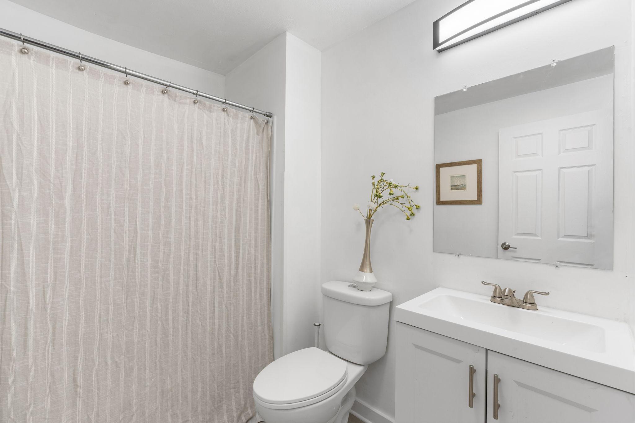 654 Winslow Avenue Property Photo 18