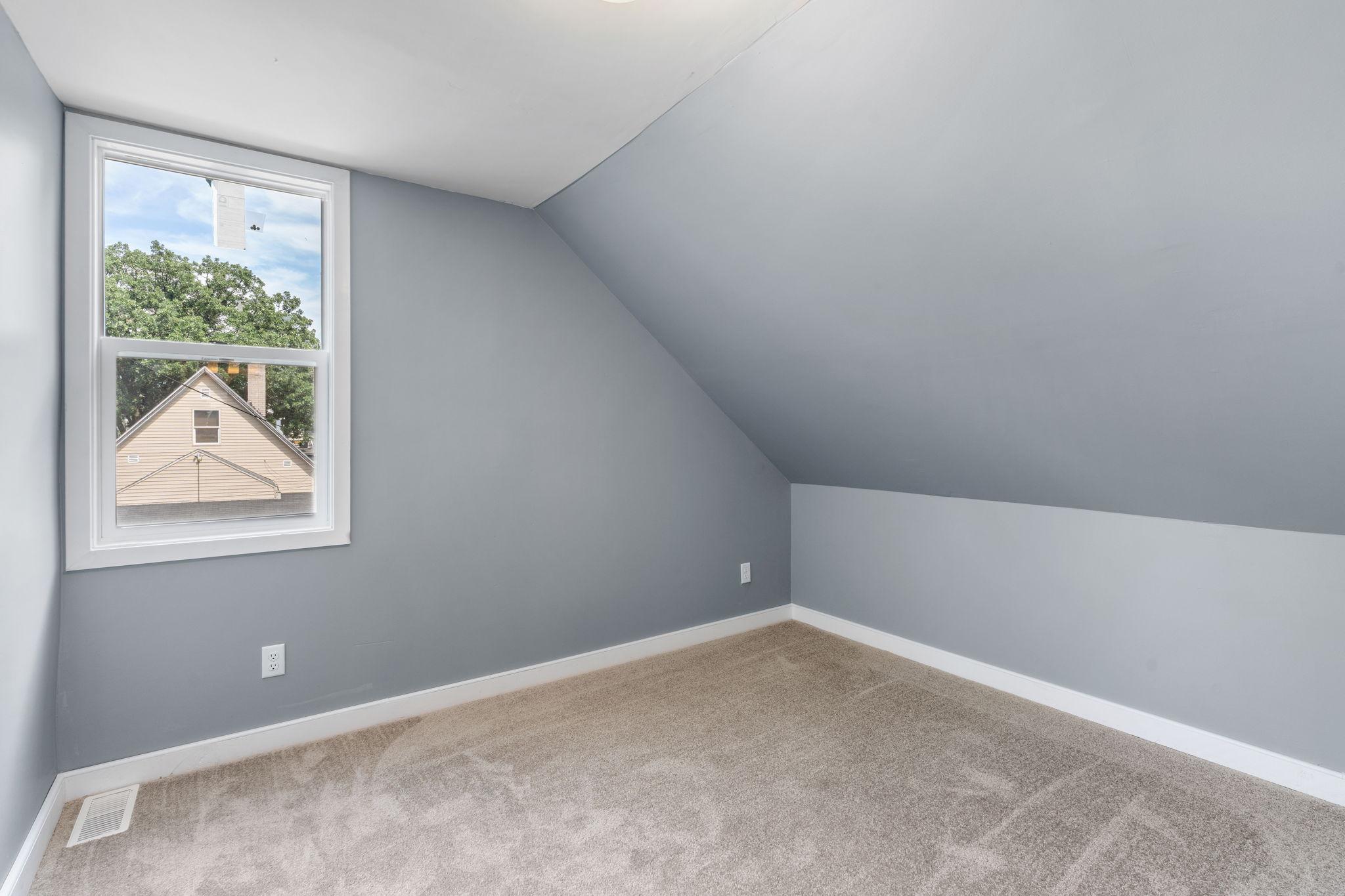 654 Winslow Avenue Property Photo 26