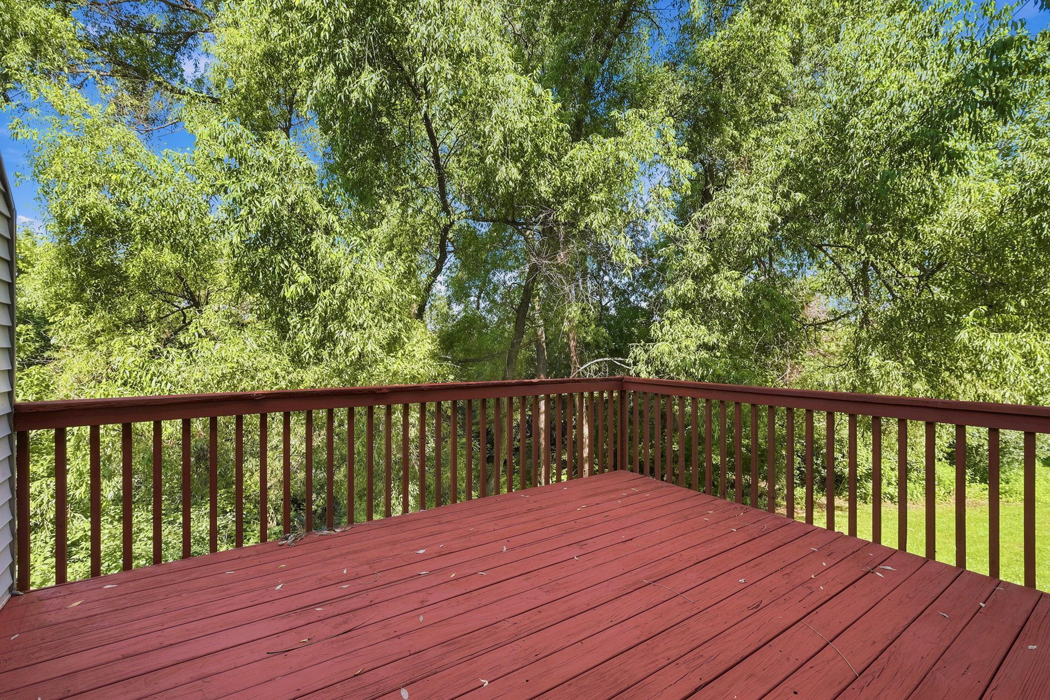 5546 Malibu Drive Property Photo 13