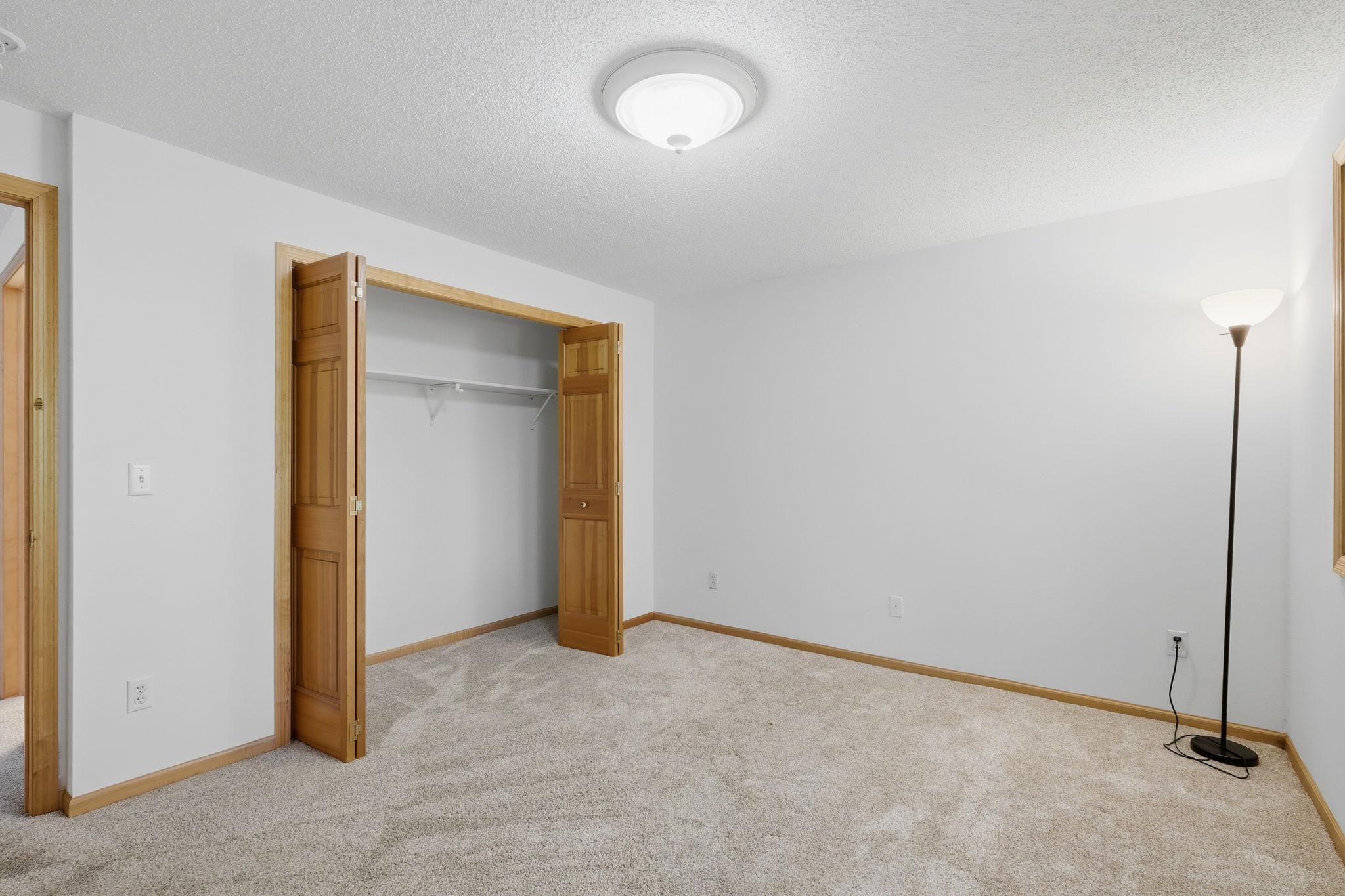 5546 Malibu Drive Property Photo 23
