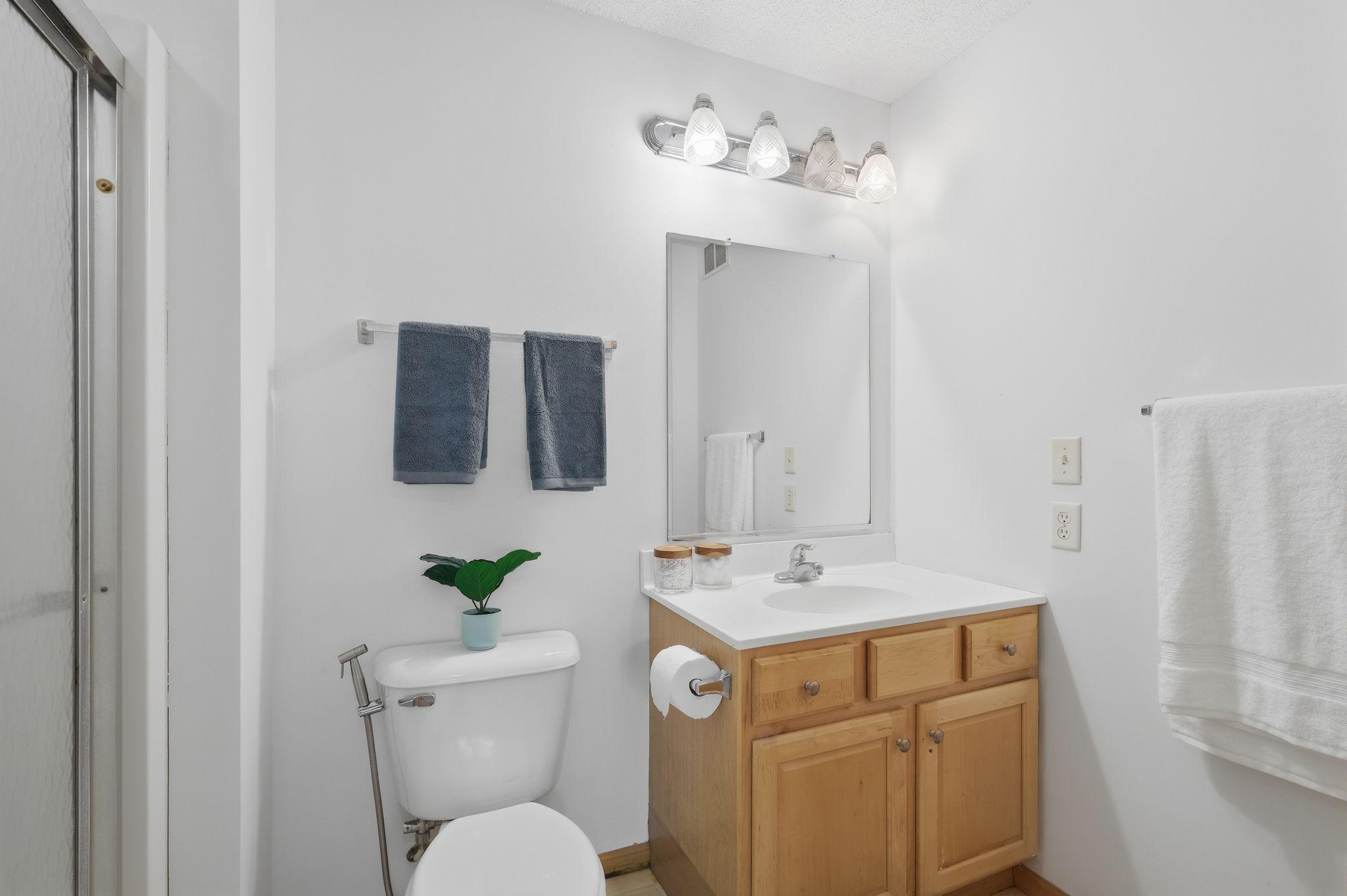 5546 Malibu Drive Property Photo 27