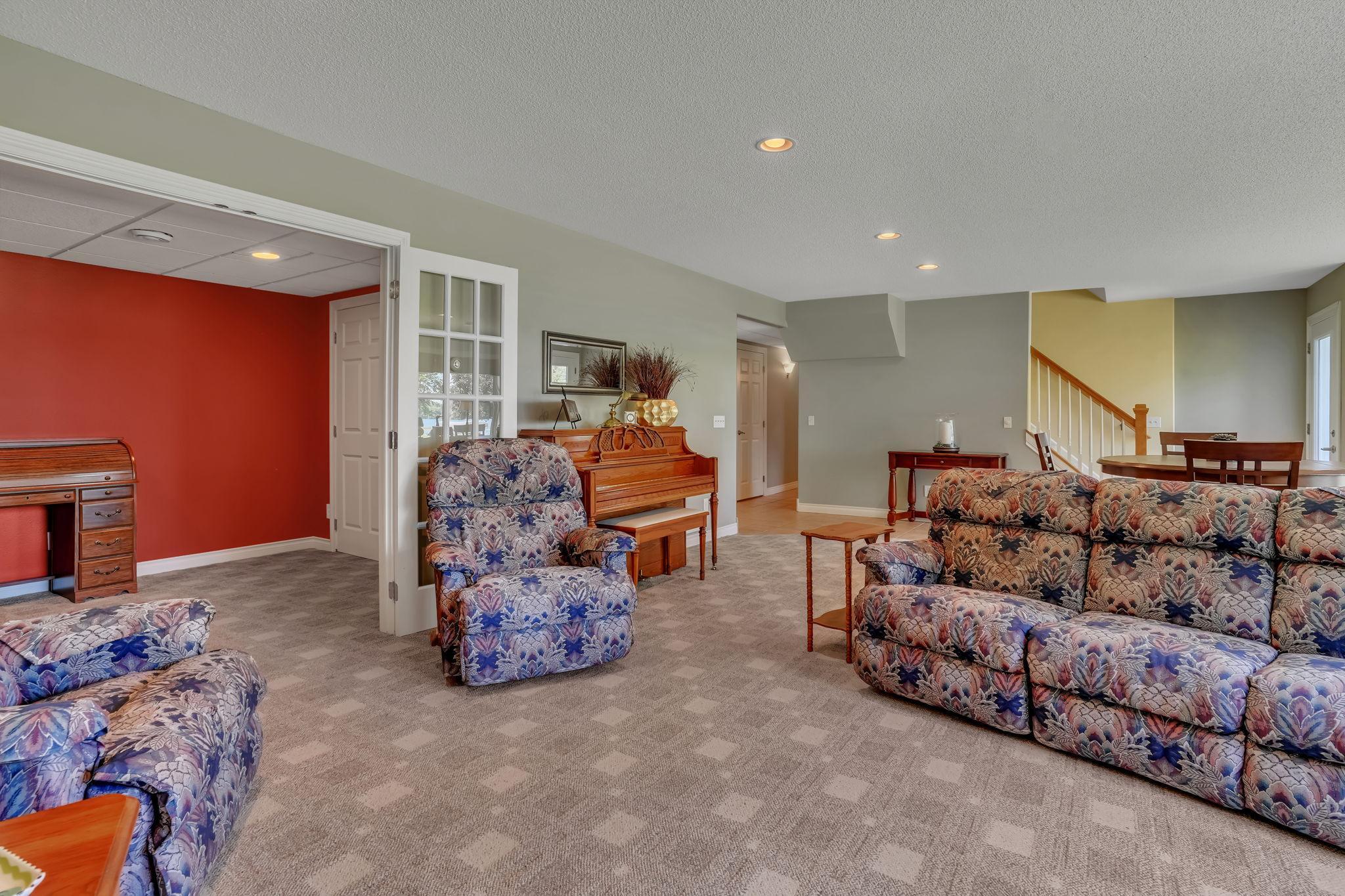 7585 12th Street Nw Property Photo 44