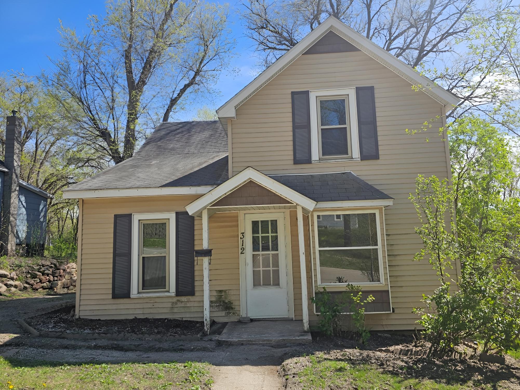 312 Merriam Avenue Property Photo 1