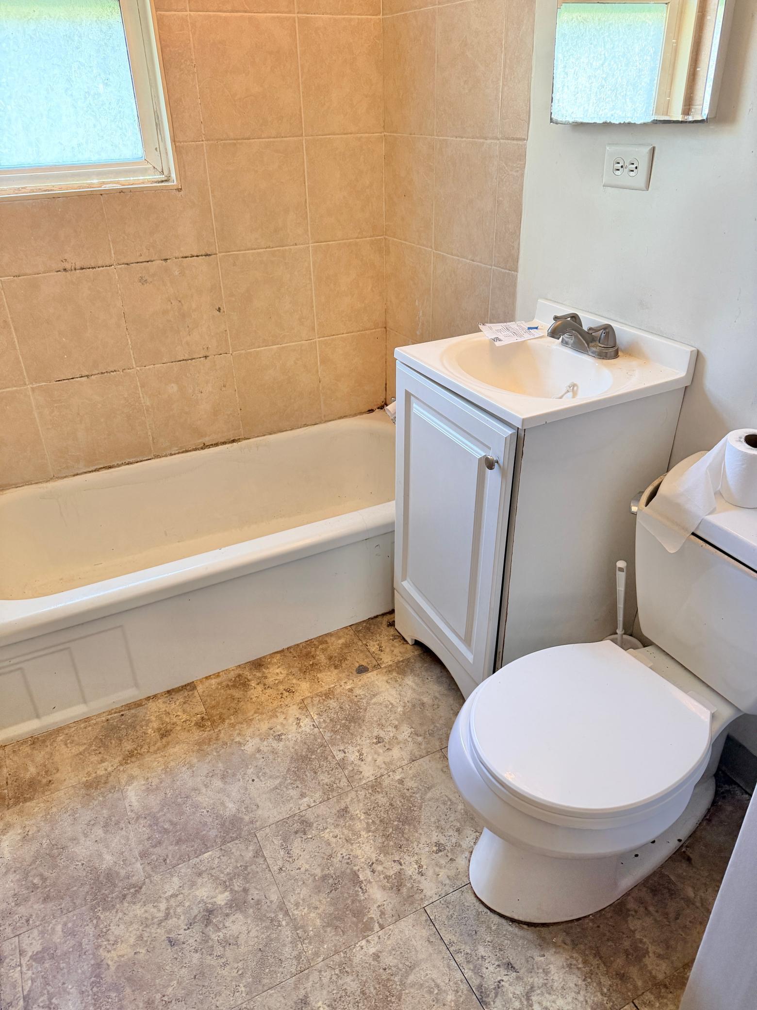 1205 James Avenue Property Photo 12