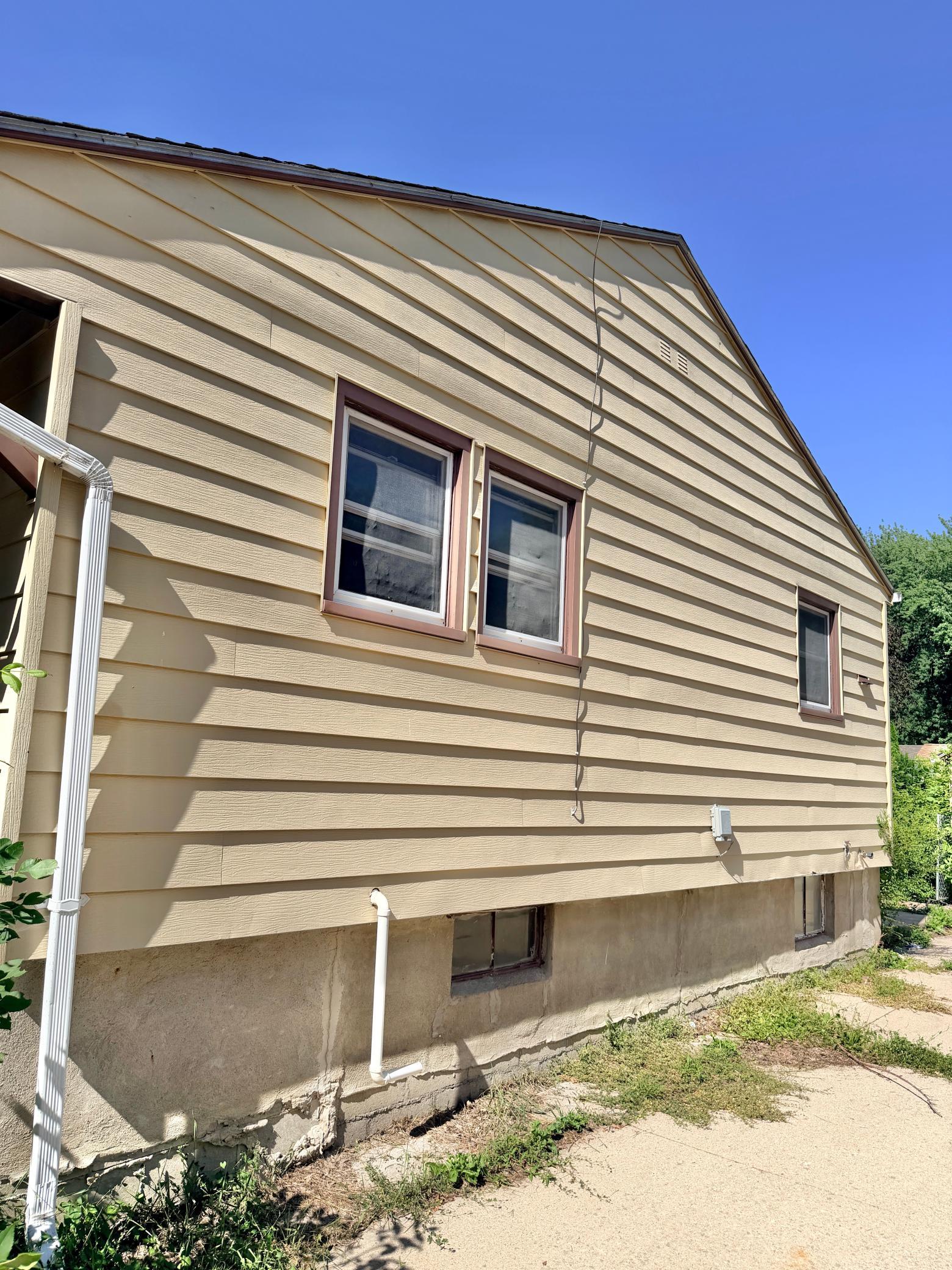 1205 James Avenue Property Photo 44