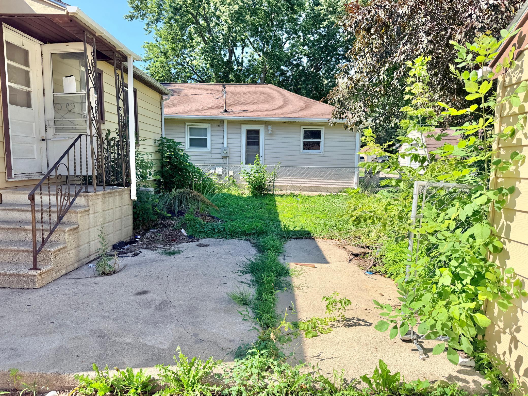 1205 James Avenue Property Photo 48