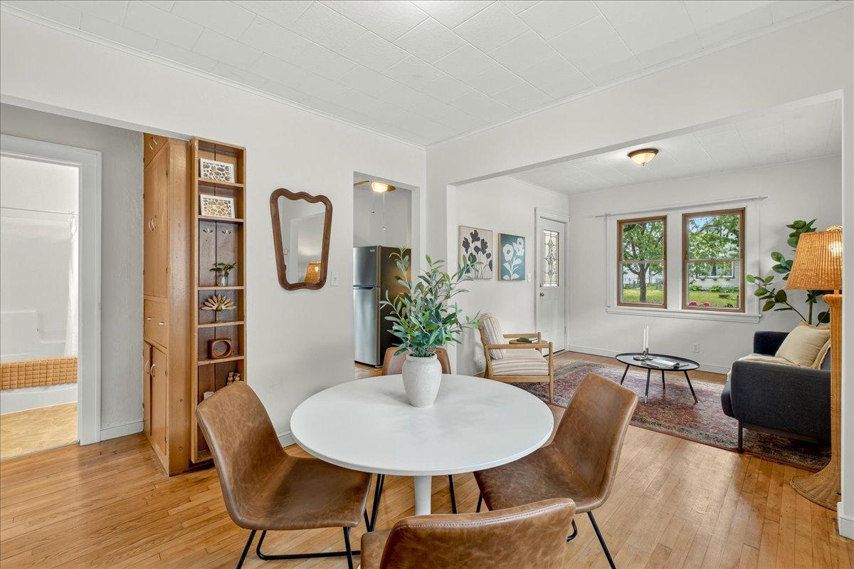 1217 6th Street E Property Photo 6