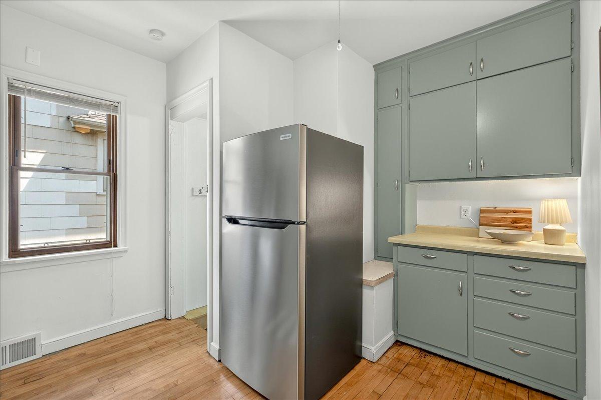 1217 6th Street E Property Photo 11
