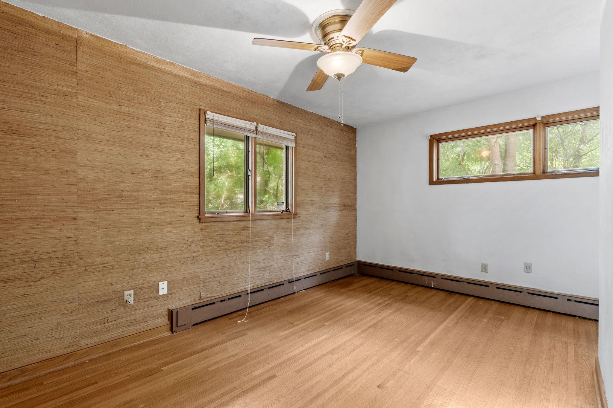 8274 Hidden Bay Trail N Property Photo 17