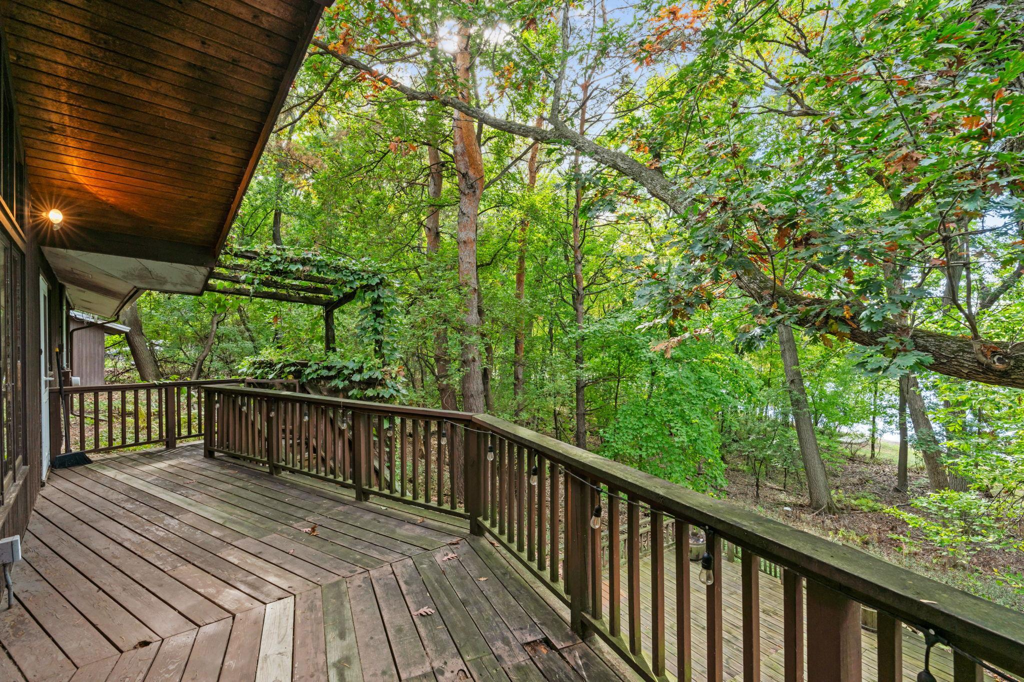 8274 Hidden Bay Trail N Property Photo 22