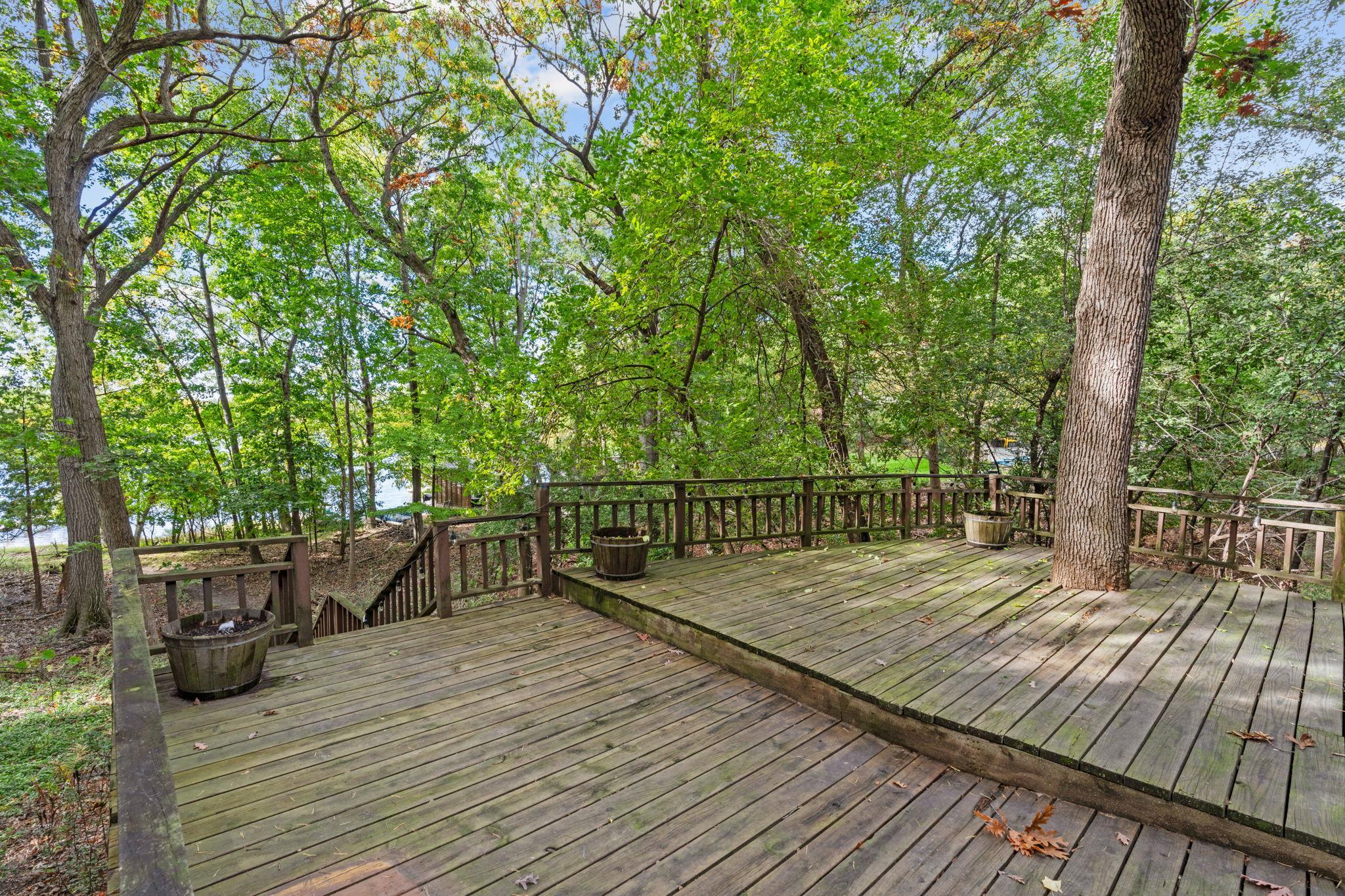 8274 Hidden Bay Trail N Property Photo 23
