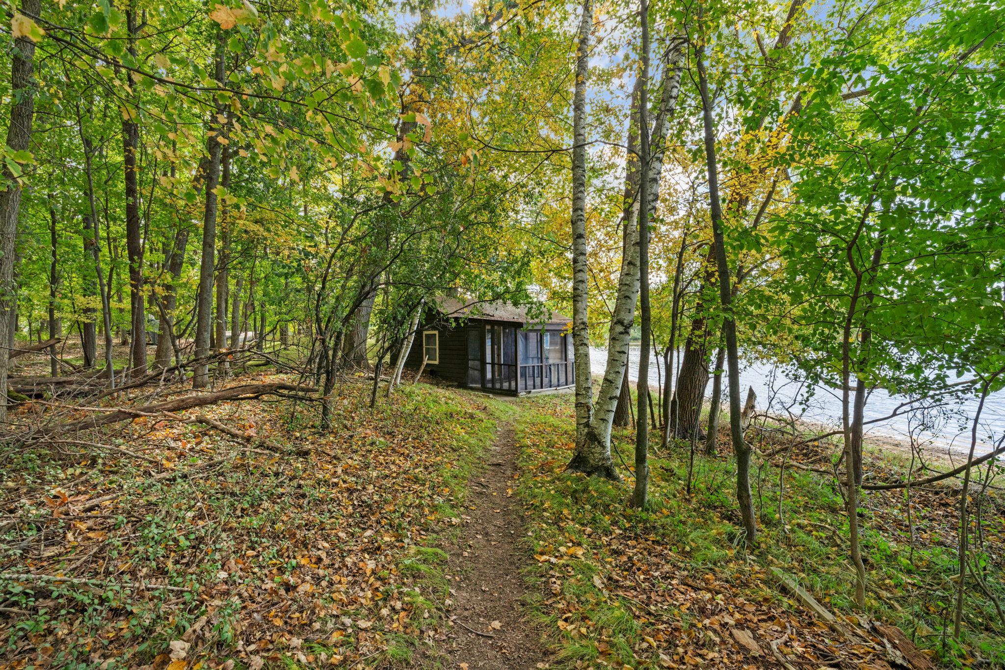 8274 Hidden Bay Trail N Property Photo 25