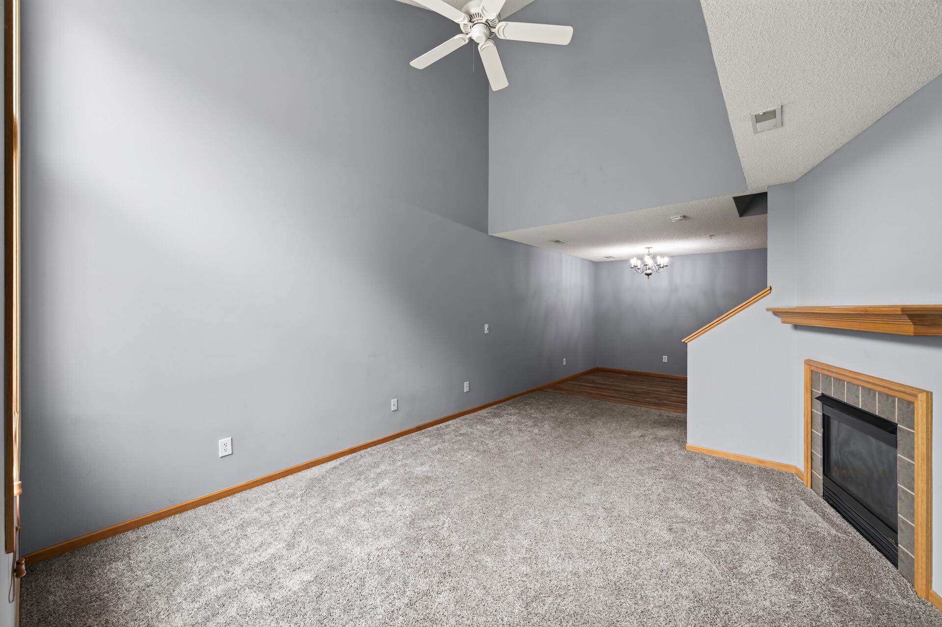 375 Arrowhead Drive Property Photo 8
