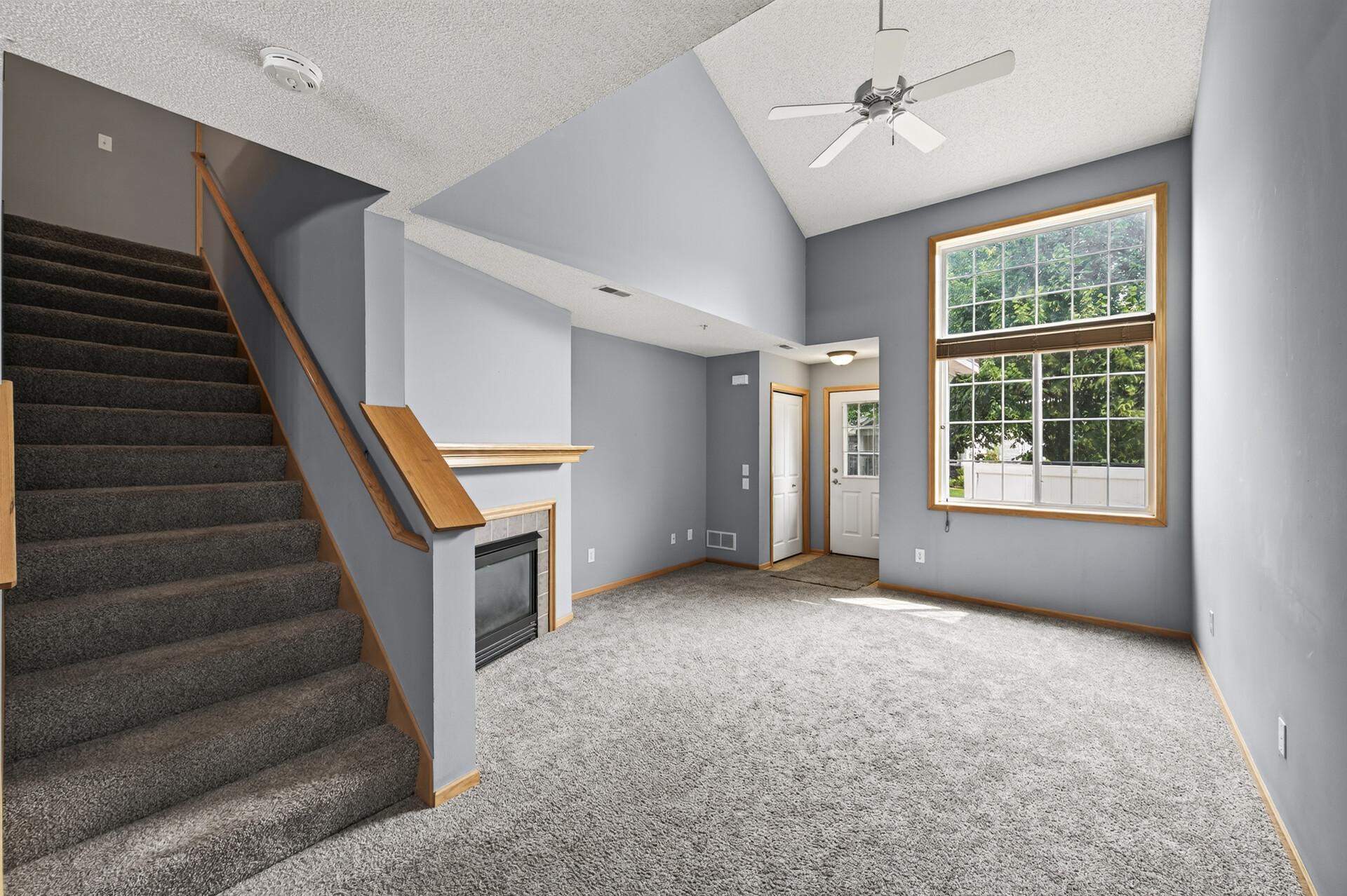 375 Arrowhead Drive Property Photo 11