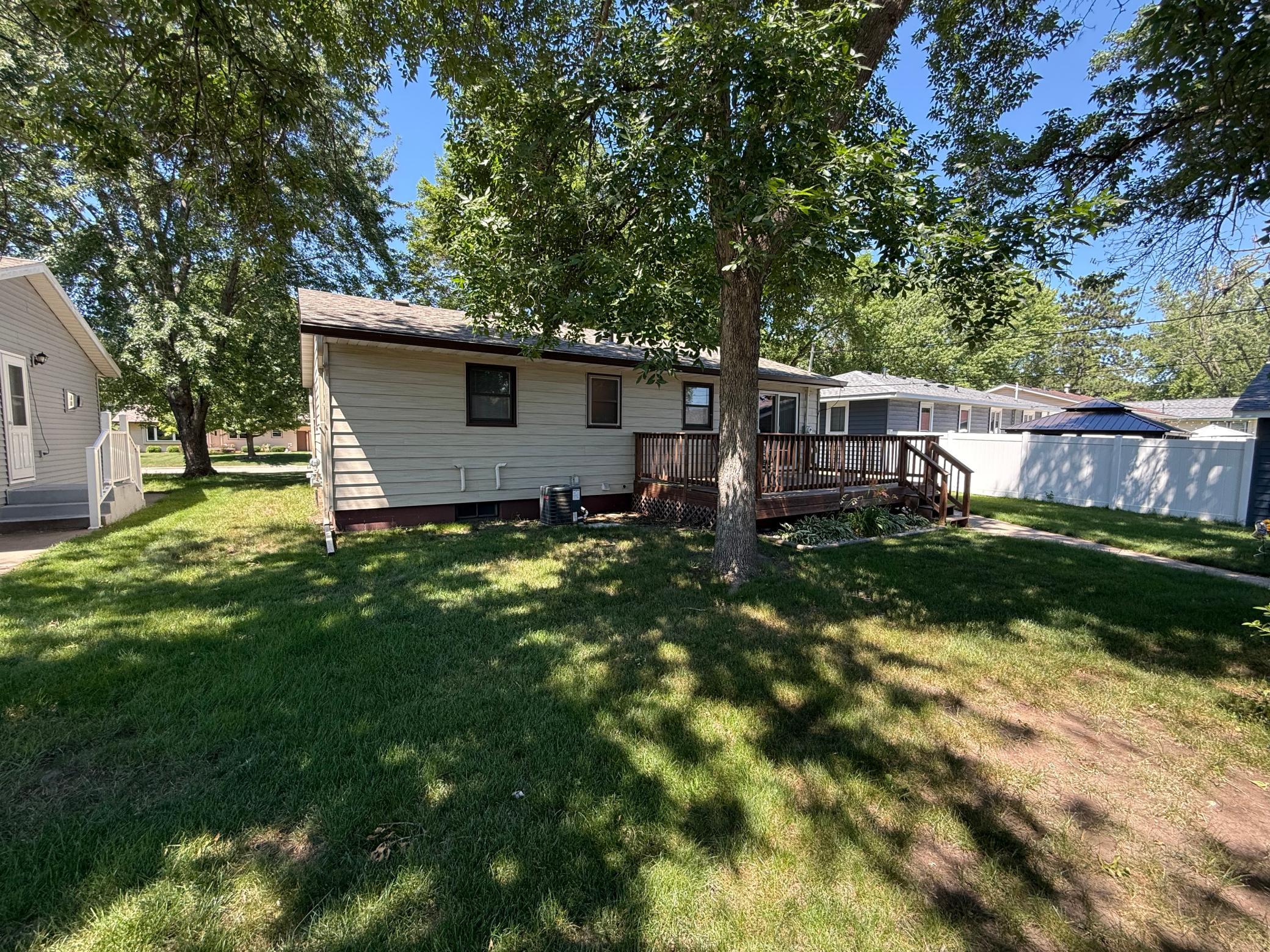 1116 14th Avenue Se Property Photo 7