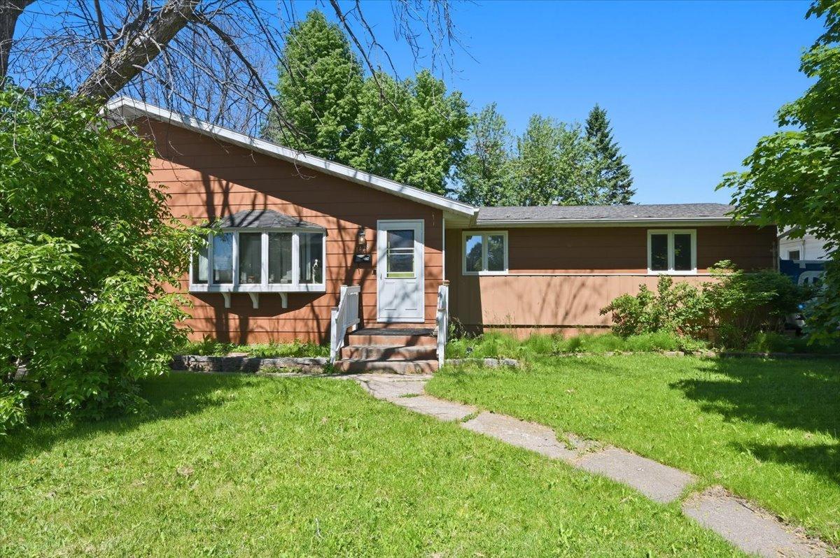 1421 & 1425 E 5th Street Property Photo 2