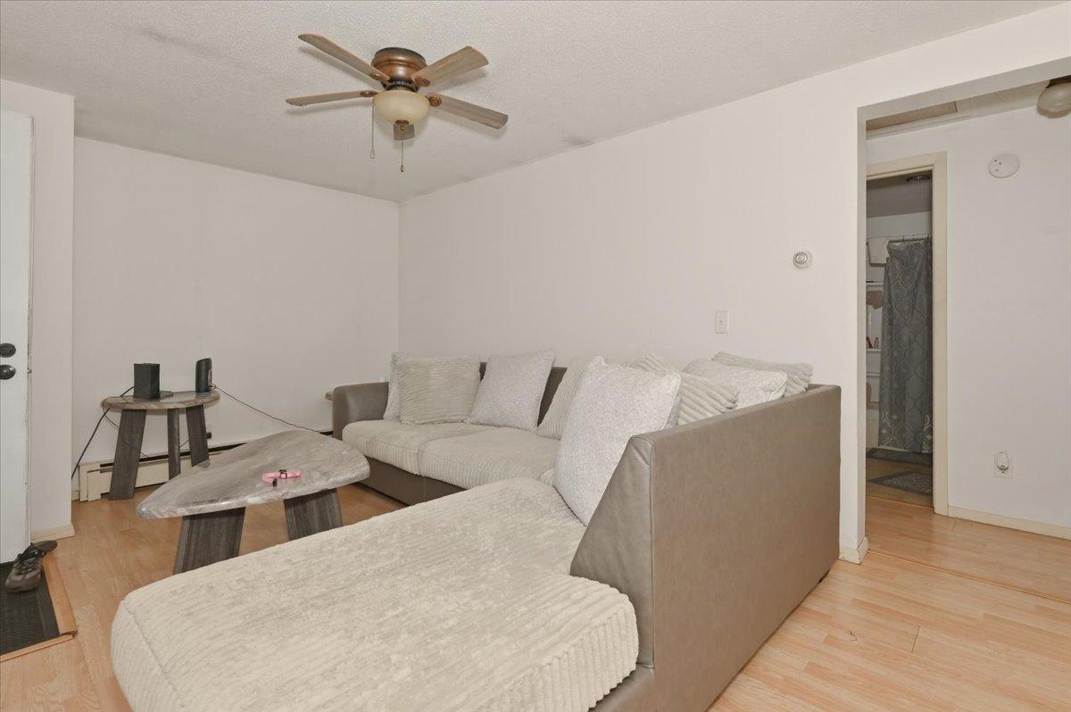 1421 & 1425 E 5th Street Property Photo 13