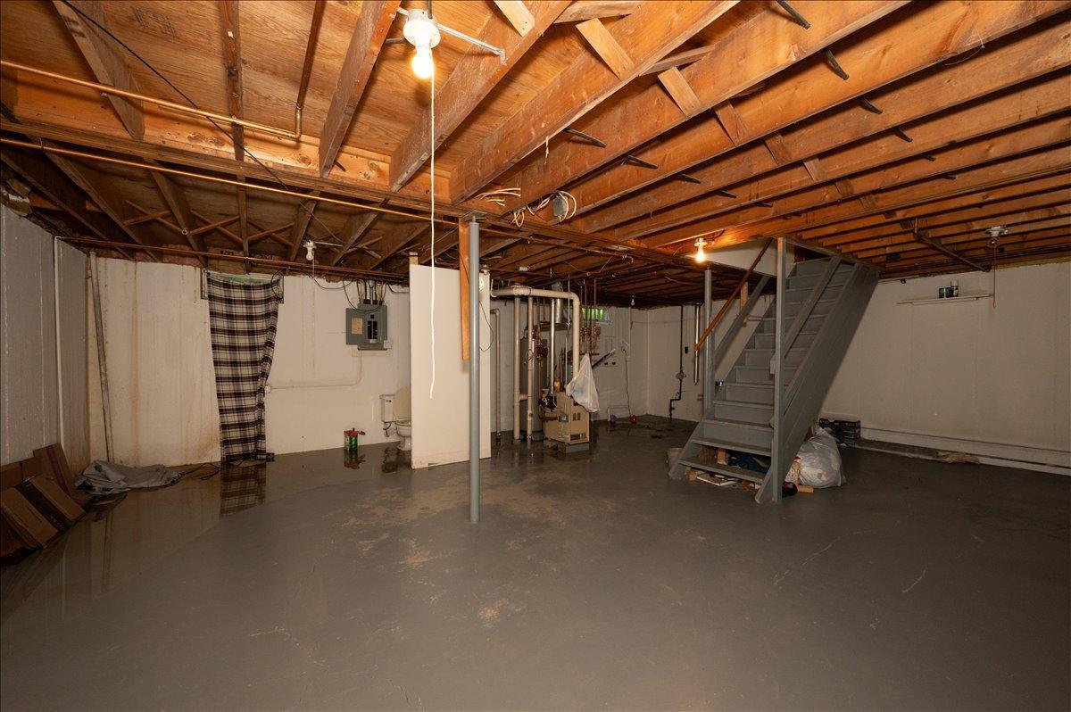 1421 & 1425 E 5th Street Property Photo 28