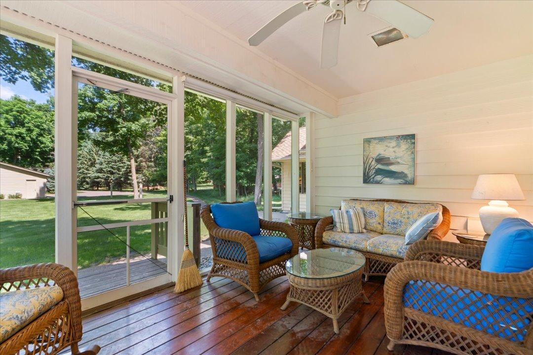 8882 Interlachen Road Property Photo 20