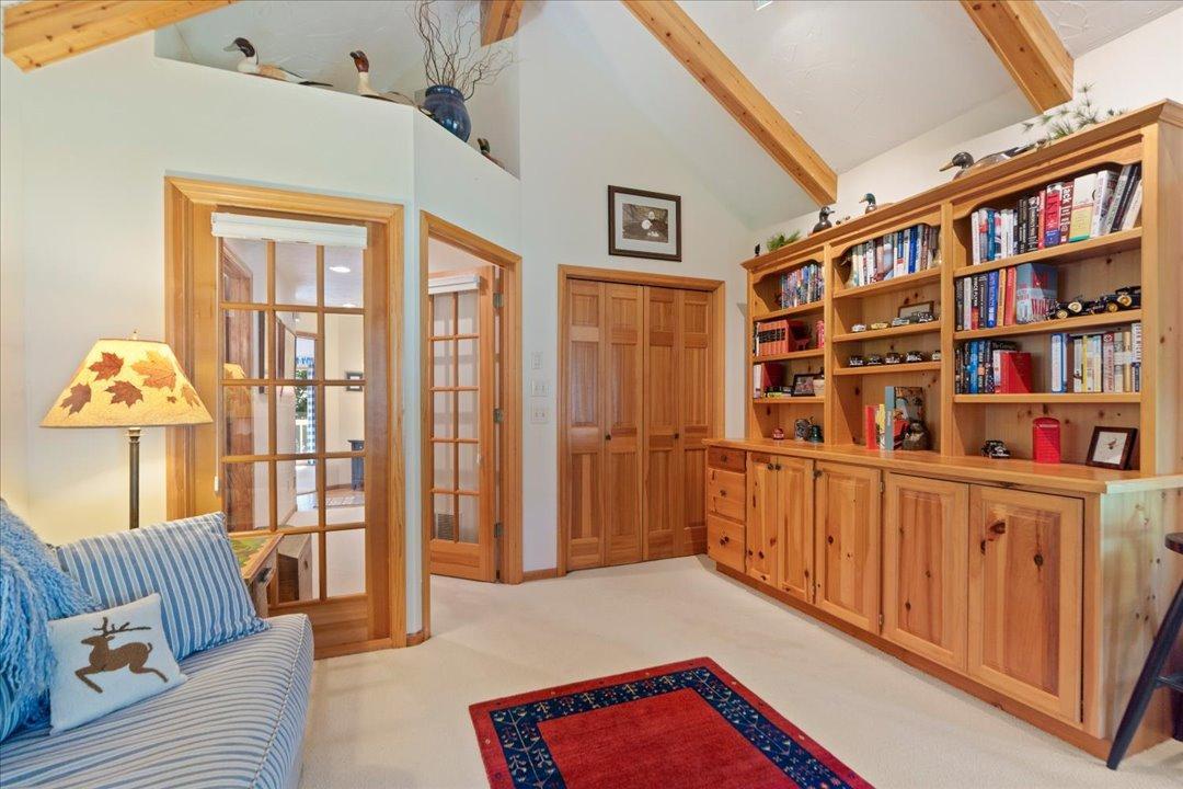 8882 Interlachen Road Property Photo 22
