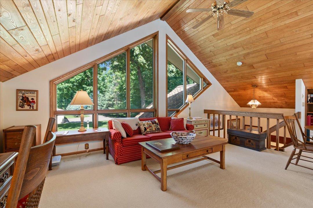 8882 Interlachen Road Property Photo 30