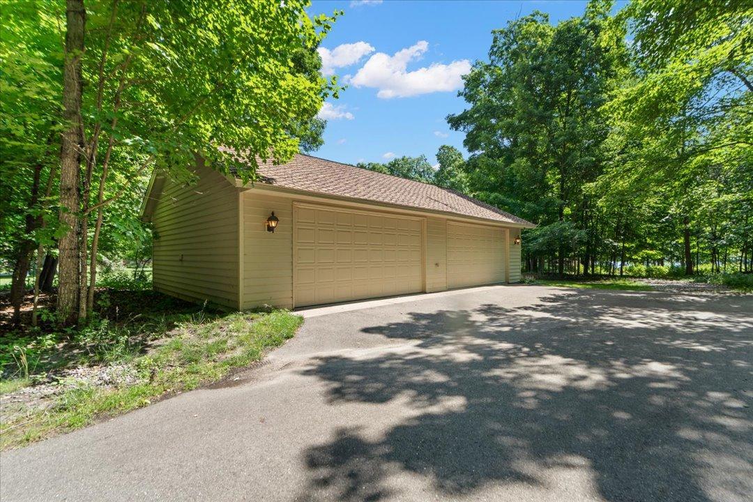 8882 Interlachen Road Property Photo 48